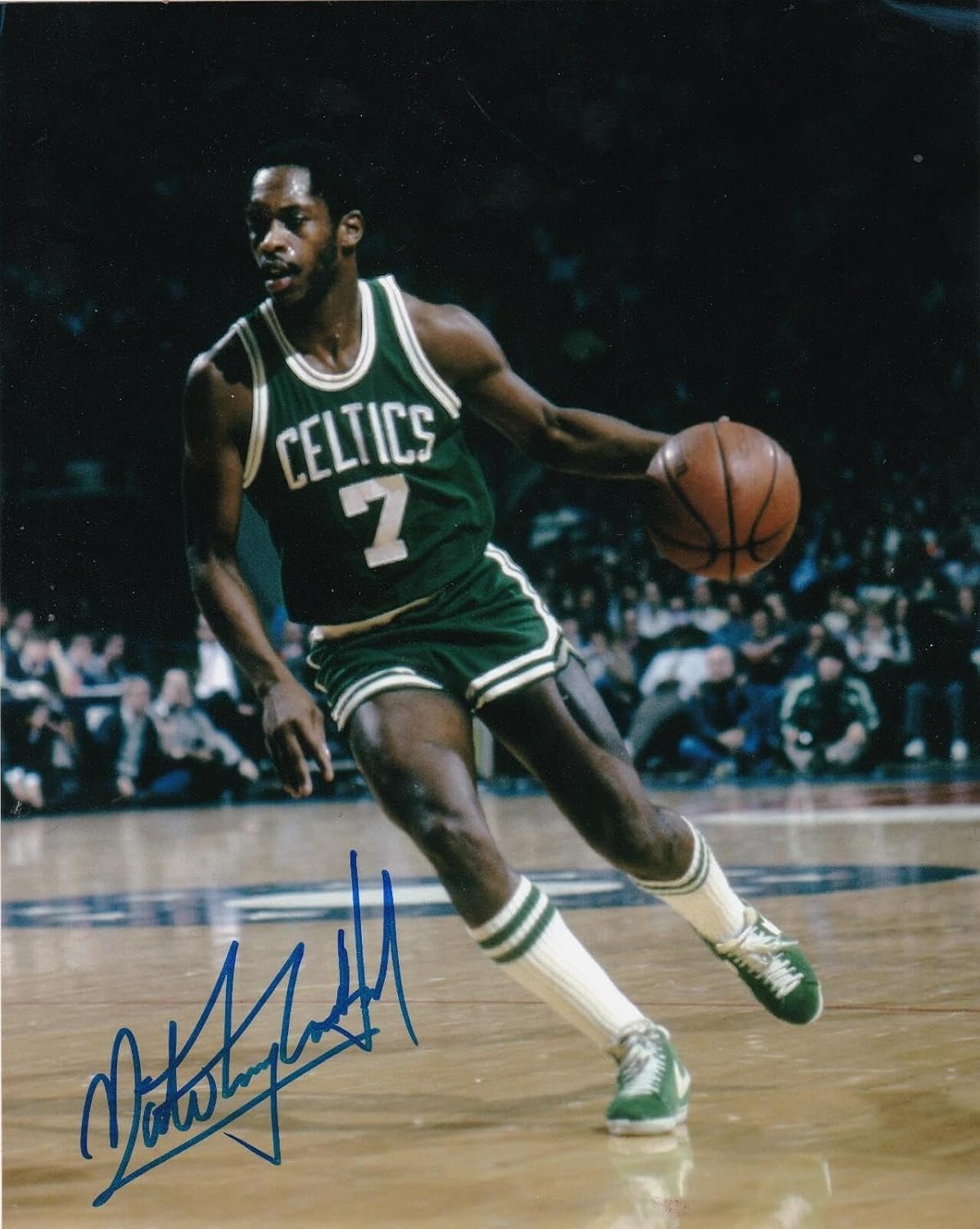 NATE ARCHIBALD BOSTON CELTICS ACTION SIGNED 8x10 - Autographed NBA Photos