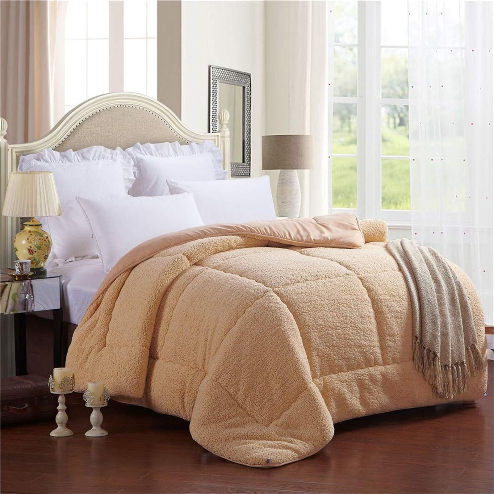 Luxury Plush Warm Comforter，Super Warm Lamb Quilt Winter Blanket, Luxury Flannel Fleece Thick Bed Blanket(Camel,180x220cm(3KG))