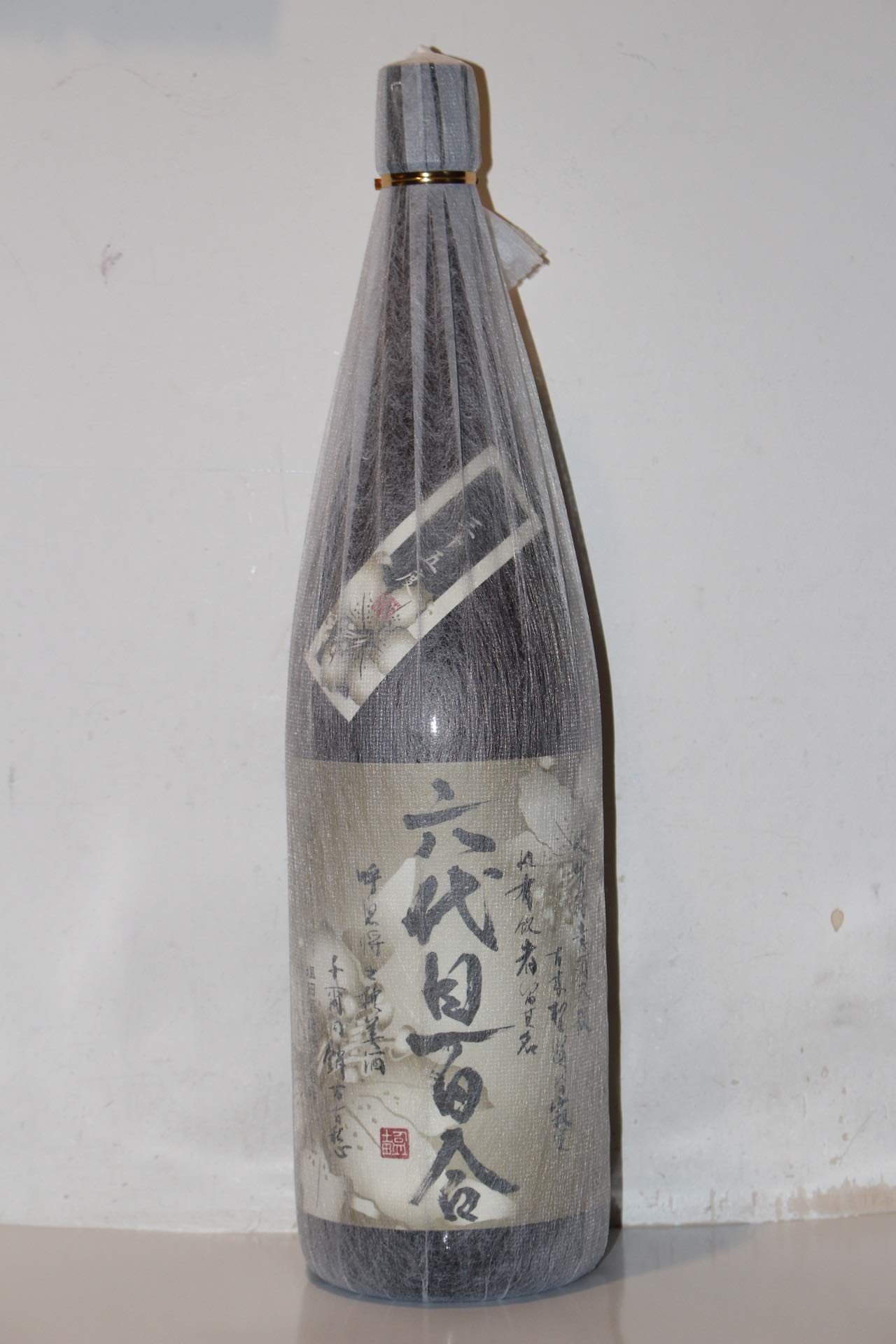 Amazon.co.jp: 六代目百合1800ml 三十五度 : 食品・飲料・お酒