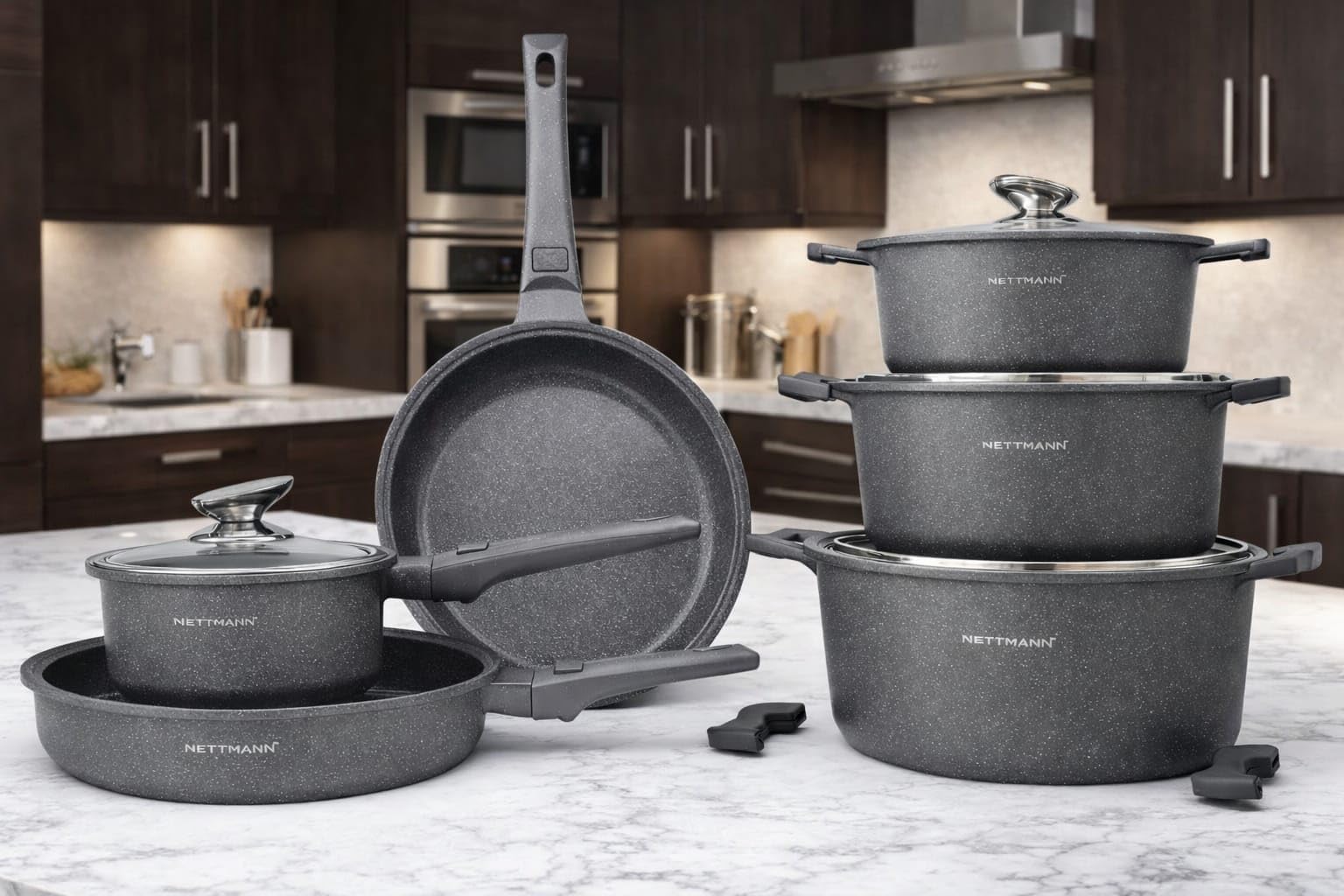 Lot Batterie de Cuisine Induction 13 Pièces Poêles, Marmites & Casserole en Fonte d'Aluminium – Manches Amovibles – Revêtement Céramique Antiadhésif sans PFOA/PFAS Tous Feux & Couvercles Verre (Gris)