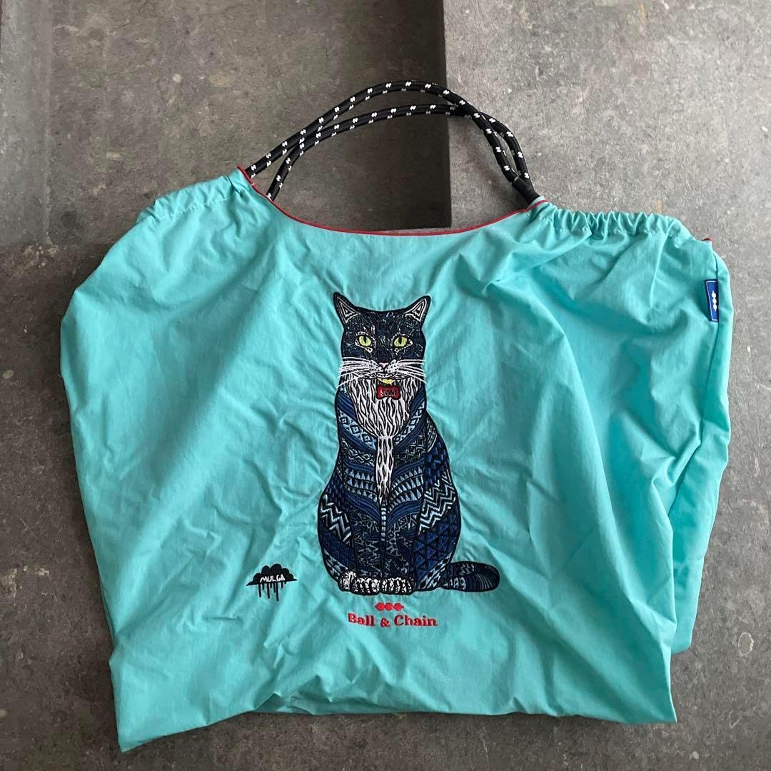 入手困難　CHARLOTTE OLYMPIA　バッグパック　猫　ゴールド刺繍 75189-36-