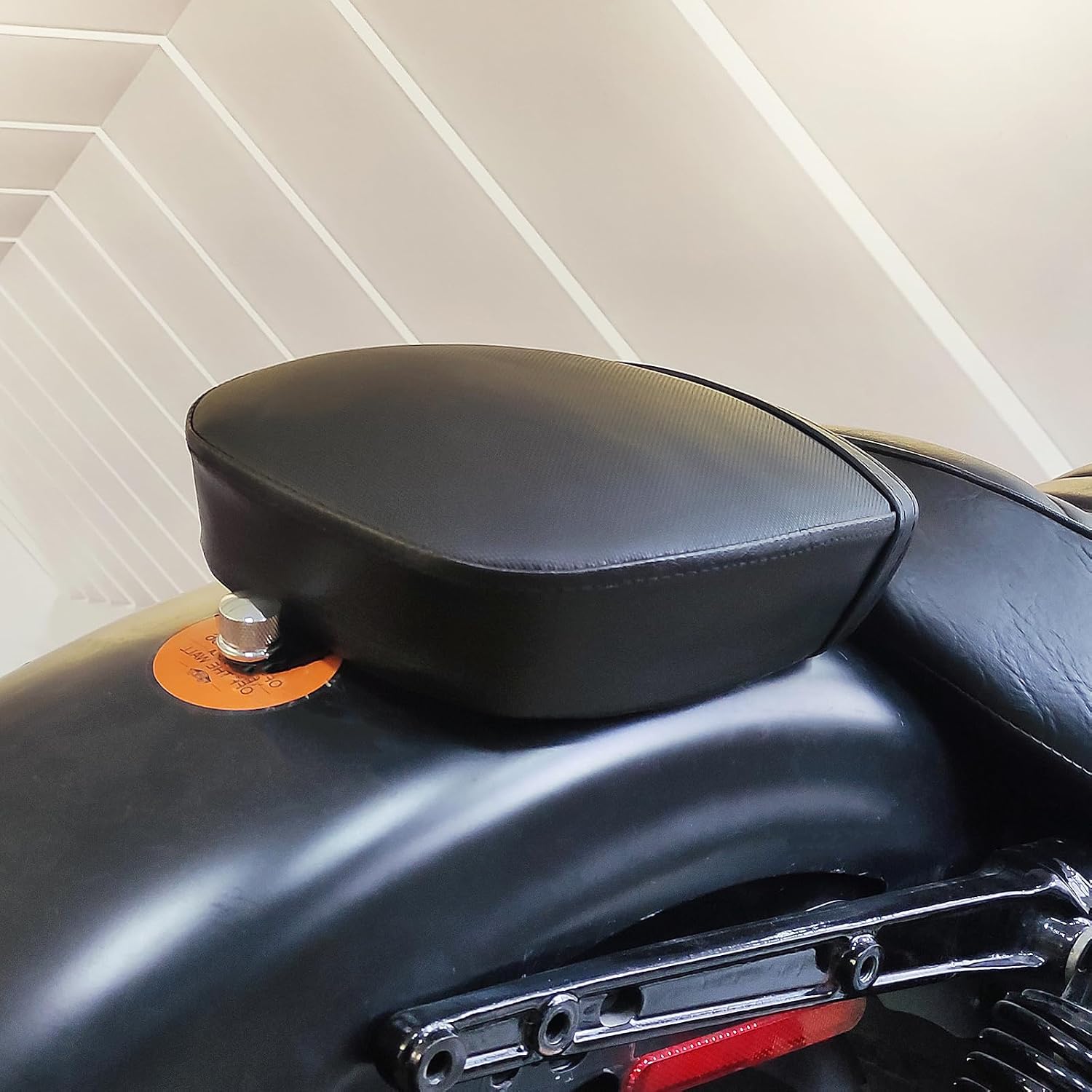 Motorcycle Rear Passenger Pillion Pad Seat w/Belt Passenger Seat Fit For Harley Sportster XL 1200 883 48 2016-2022