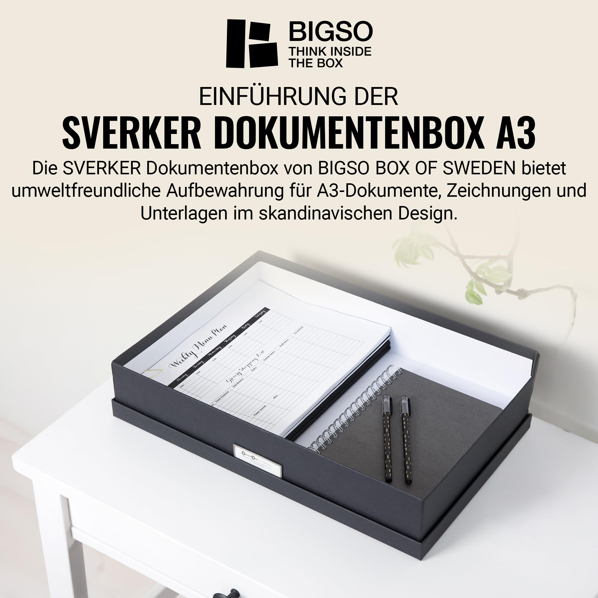 BIGSO SVERKER Dokumentenbox A3 – Aufbewahrungsbox mit Deckel und Griff – Schreibtischablage für Unterlagen, Skizzen & Dokumente – Archivbox aus recycelter Faserplatte und Papier – dunkelgrau