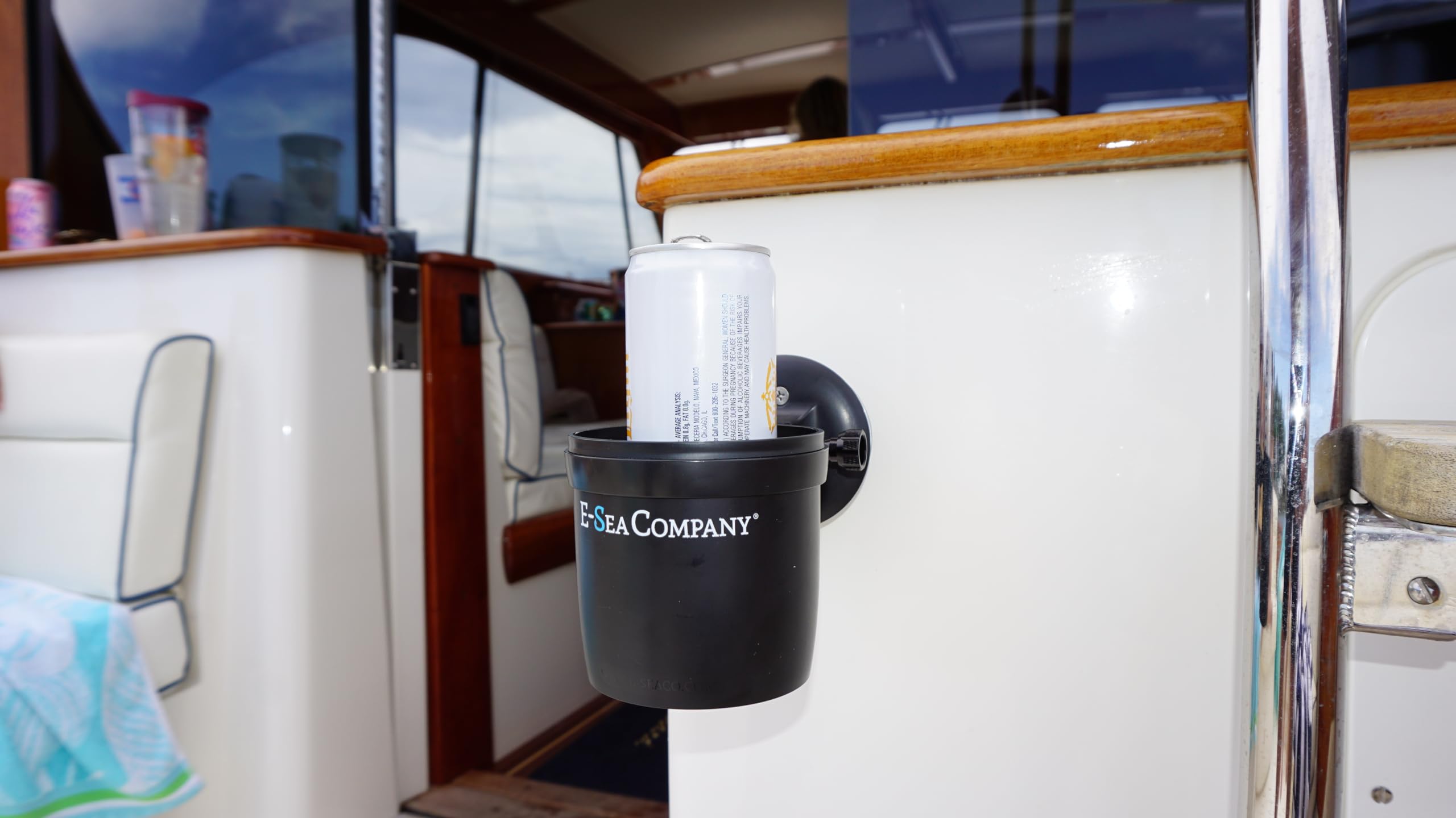 E-Sea Cup - Soporte de ventosa ajustable (negro). Soporte de ventosa resistente. Perfecto para barcos, kayaks, cuatrimotos, carritos de golf, caravanas, coches, mientras acampas y mucho