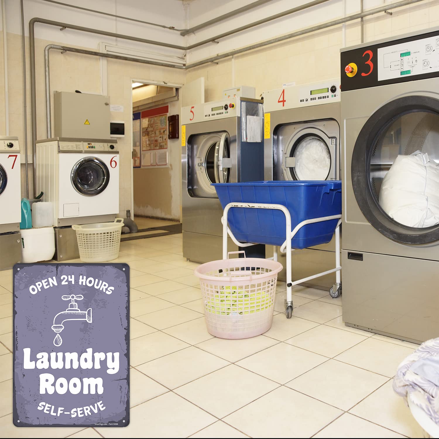 LAUNDRY ROOM サイン 24時間営業 USA SmartSign Laundry Room Open 24 Hours Sign, Self Serve Laundry Room