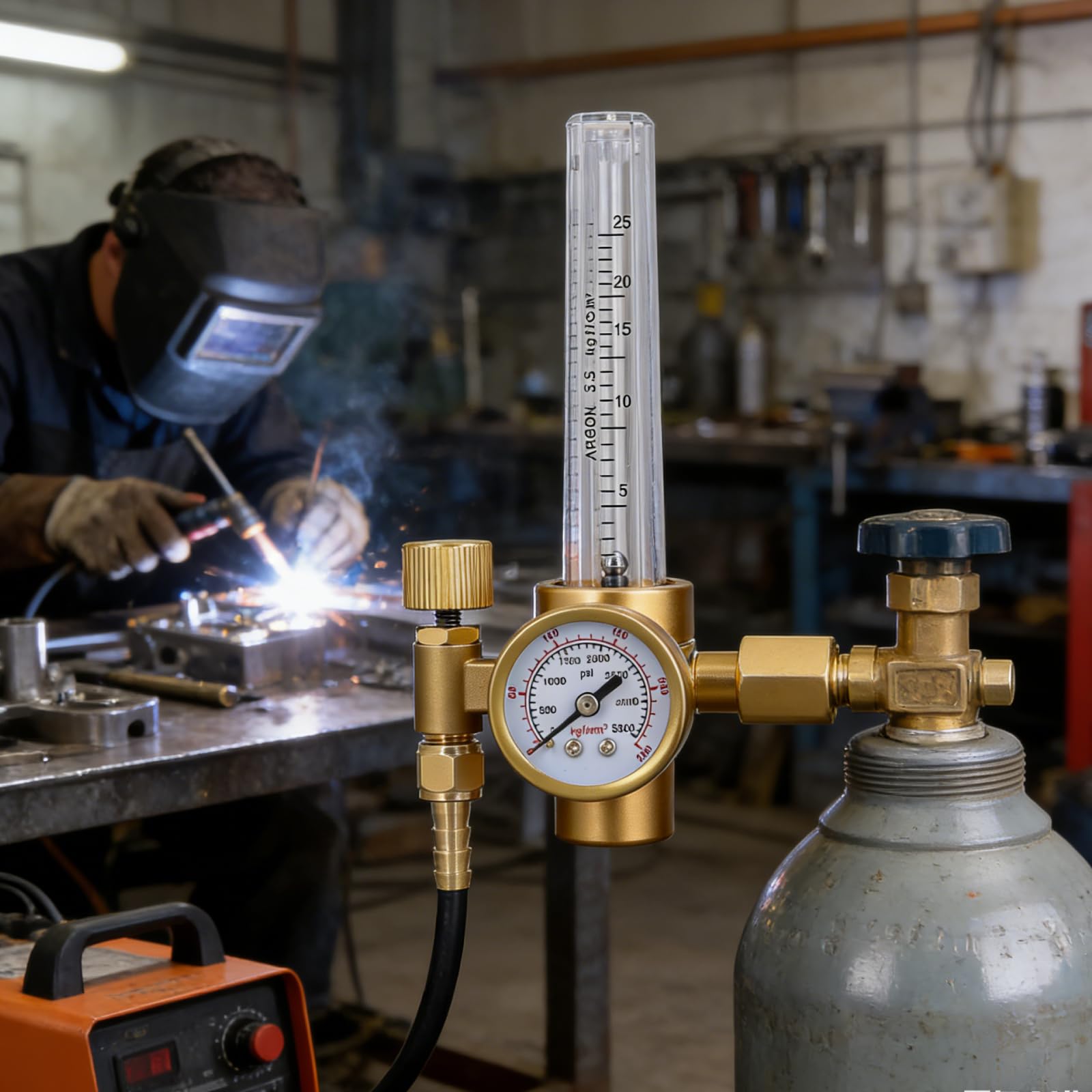 Regolatore di Pressione Argon/CO2, Riduttore di Pressione per Bombola CO2/Argon Gas di Protezione, 0-3500 PSI, 0-25LPM, CGA580 Ingresso, Flussometro Regolatore di Gas Saldatore per MIG TIG Saldatu