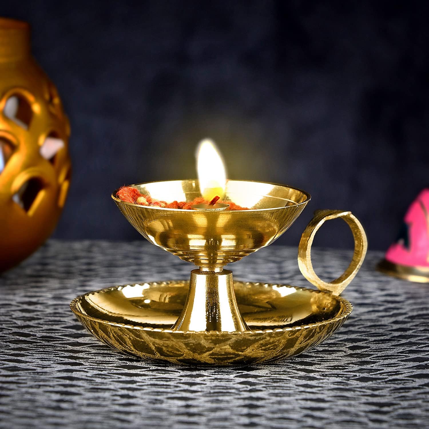SATVIK Brass Akhand Diya Metal Diya with Handle Handheld Kutthu Vilakku Traditional Diwali Puja Diya Deepawali Pooja Mandir Home Temple Oil Lamp Dia Indian Housewarming Return Gift Items Bulk