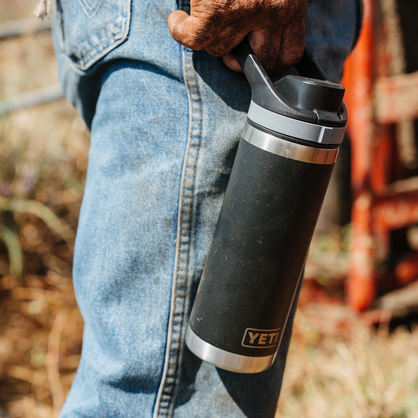 YETI Rambler Bottle Flip Chug, Vaccum Insulated Stainless Steel Bottle with Flip Chug Cap, Black, 18 oz (532 ml)