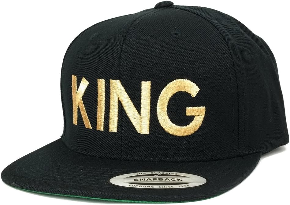 Trendy Apparel Shop Flexfit King Metallic Gold Embroidered Flat Bill Snapback Cap