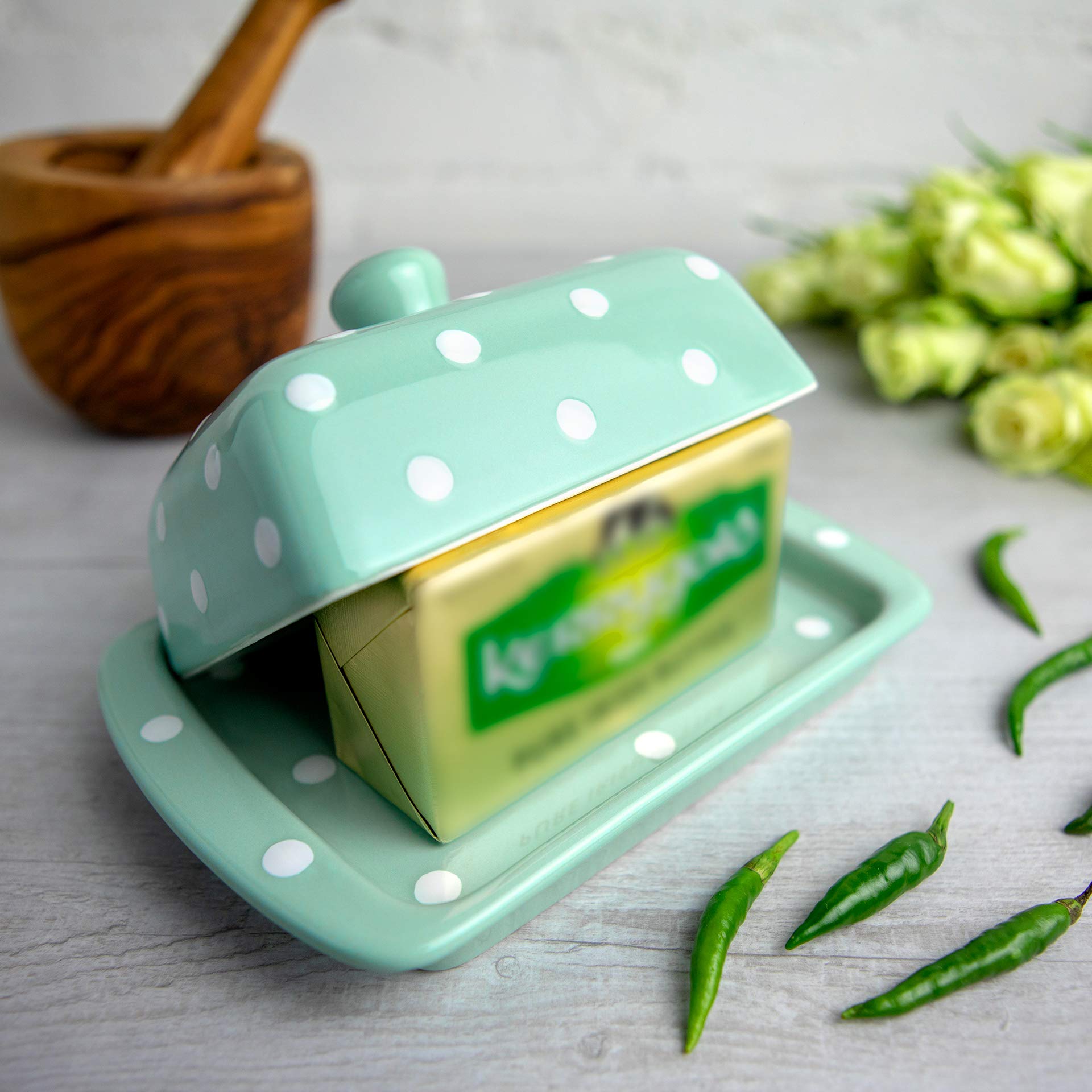 City to Cottage® Beurrier bleu sarcelle et blanc à pois peints à la main en céramique avec couvercle