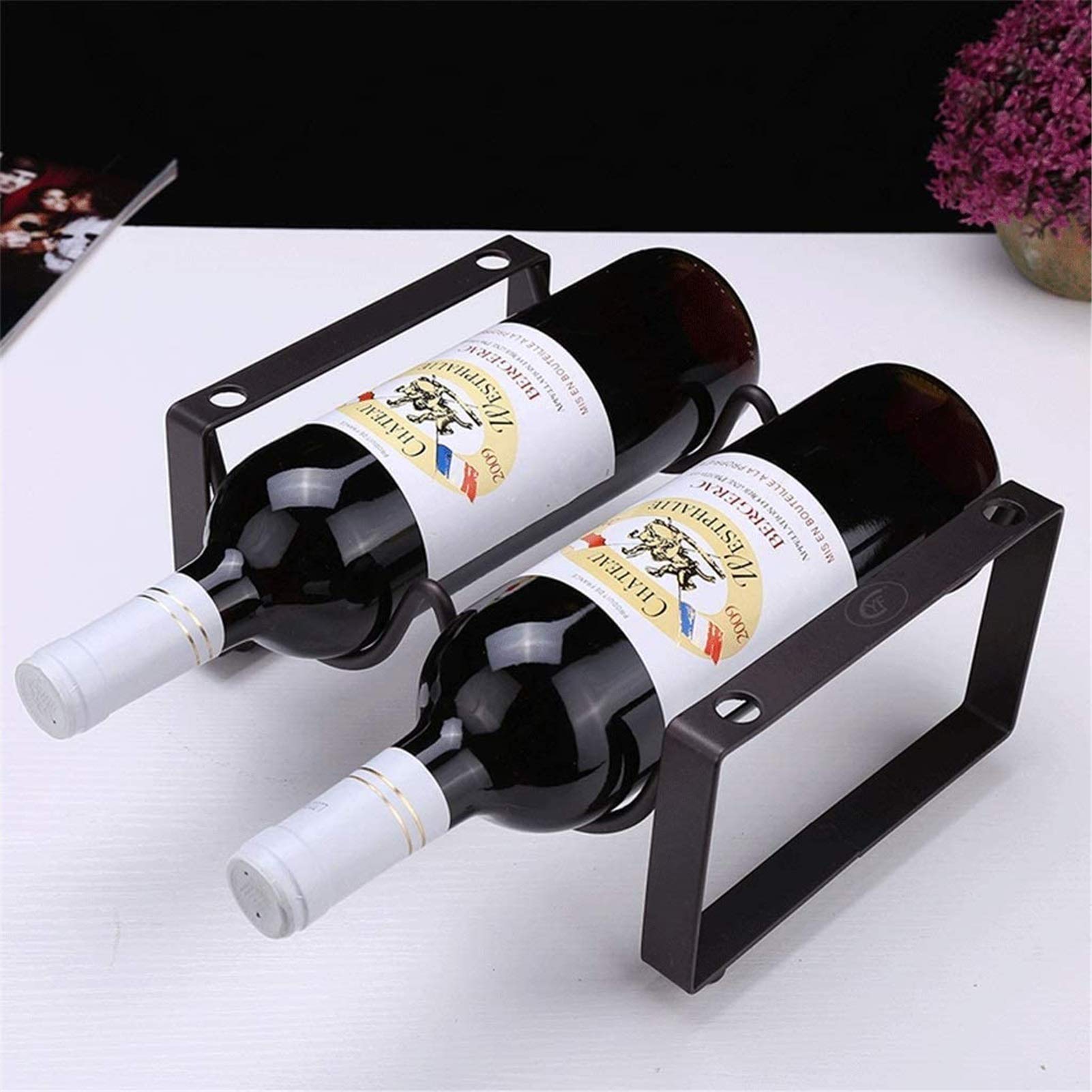 Range-bouteilles vagues empilable en métal 24cm pour salon chaleureux
