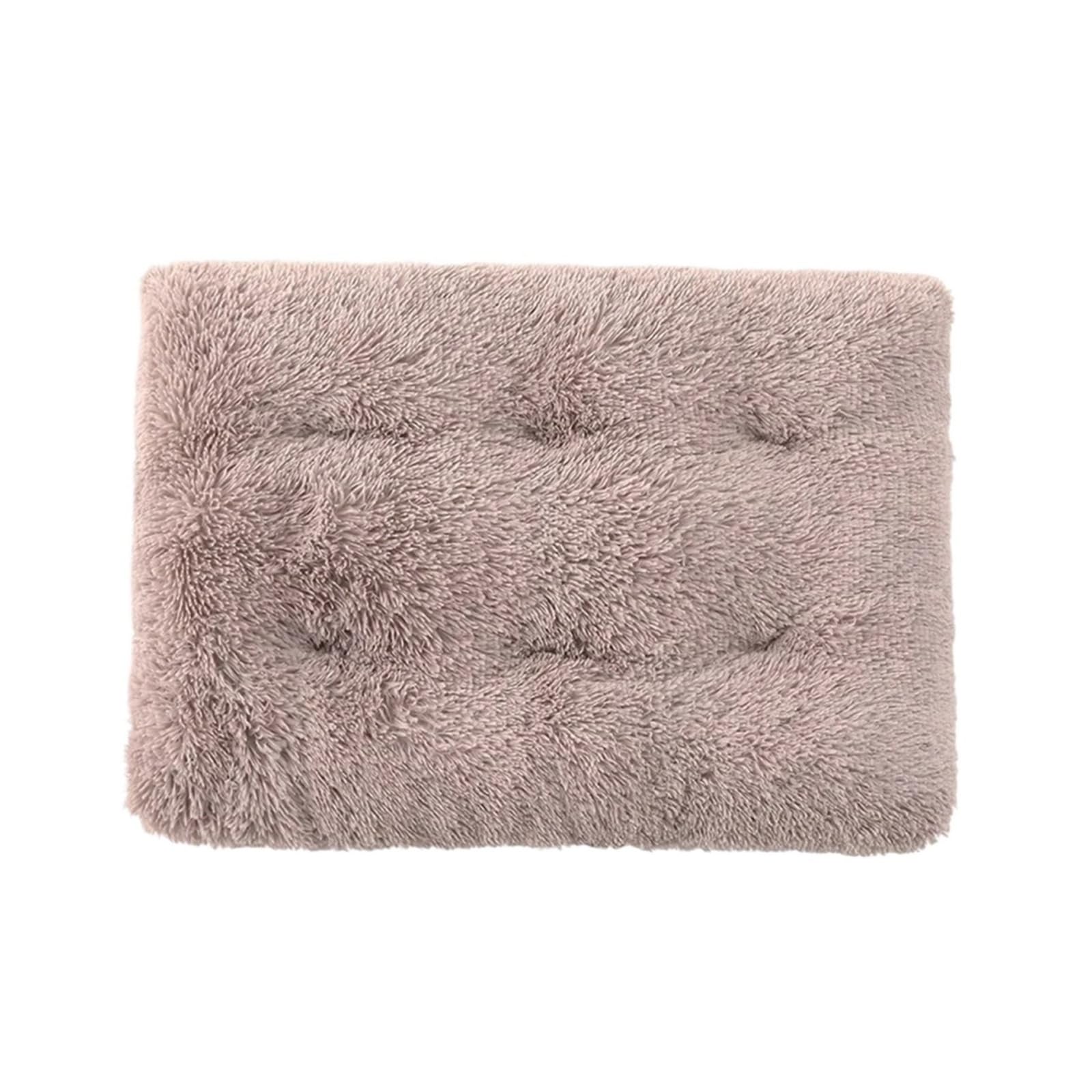 Lit pour chien carré en peluche pour créer un coin sieste doux au salon