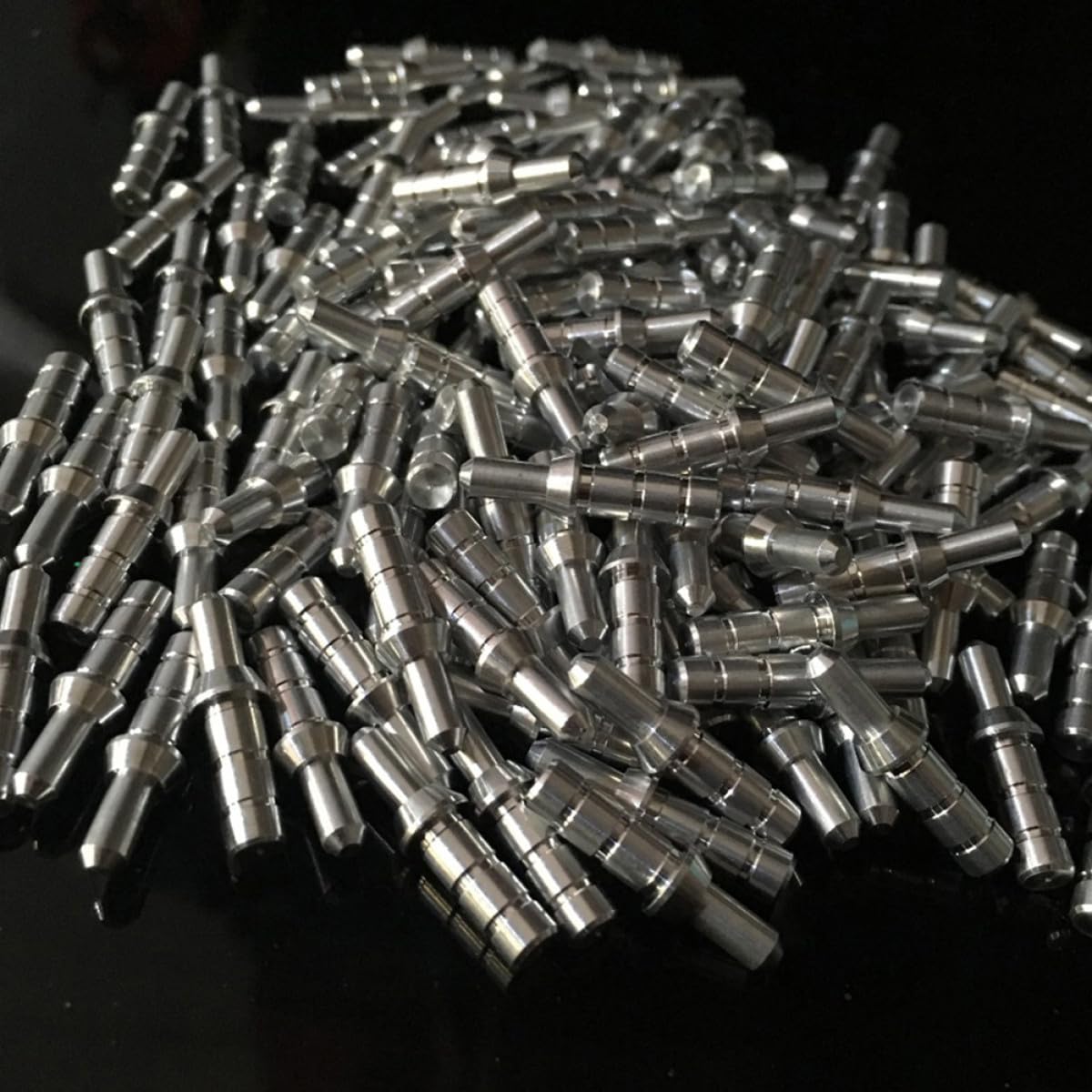 Veemoon Encoche en Aluminium 4,2 Mm Intérieur, 40 Pièces, Accessoire de Tir à L’Arc, Remplacement pour Arc à Poulies, Adapté à L’entraînement