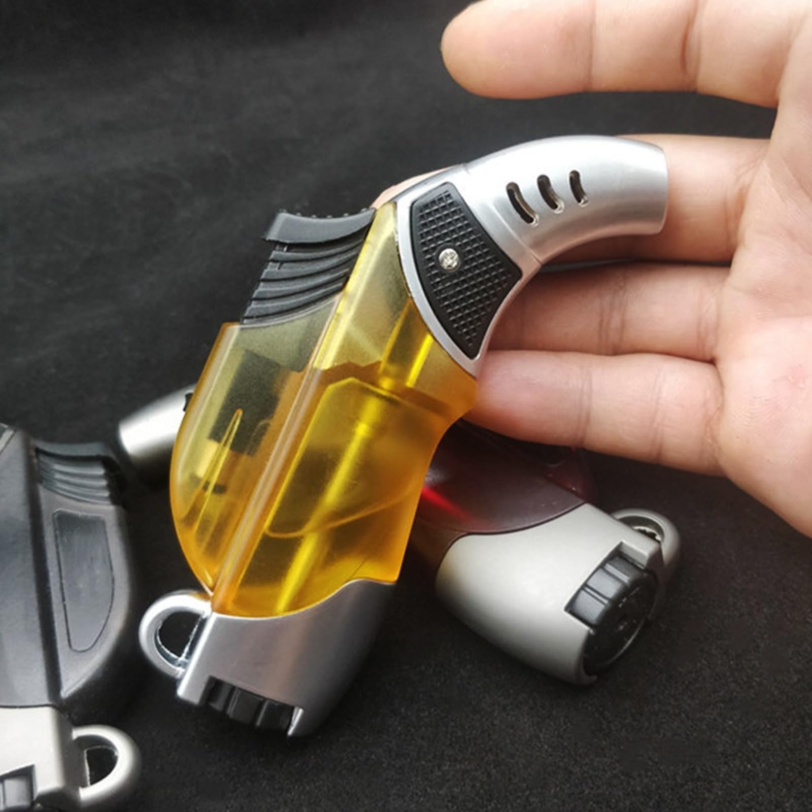 Briquet torche au butane, coupe-vent, rechargeable, flamme réglable, portable pour camping et randonnée, design durable (carburant non inclus)