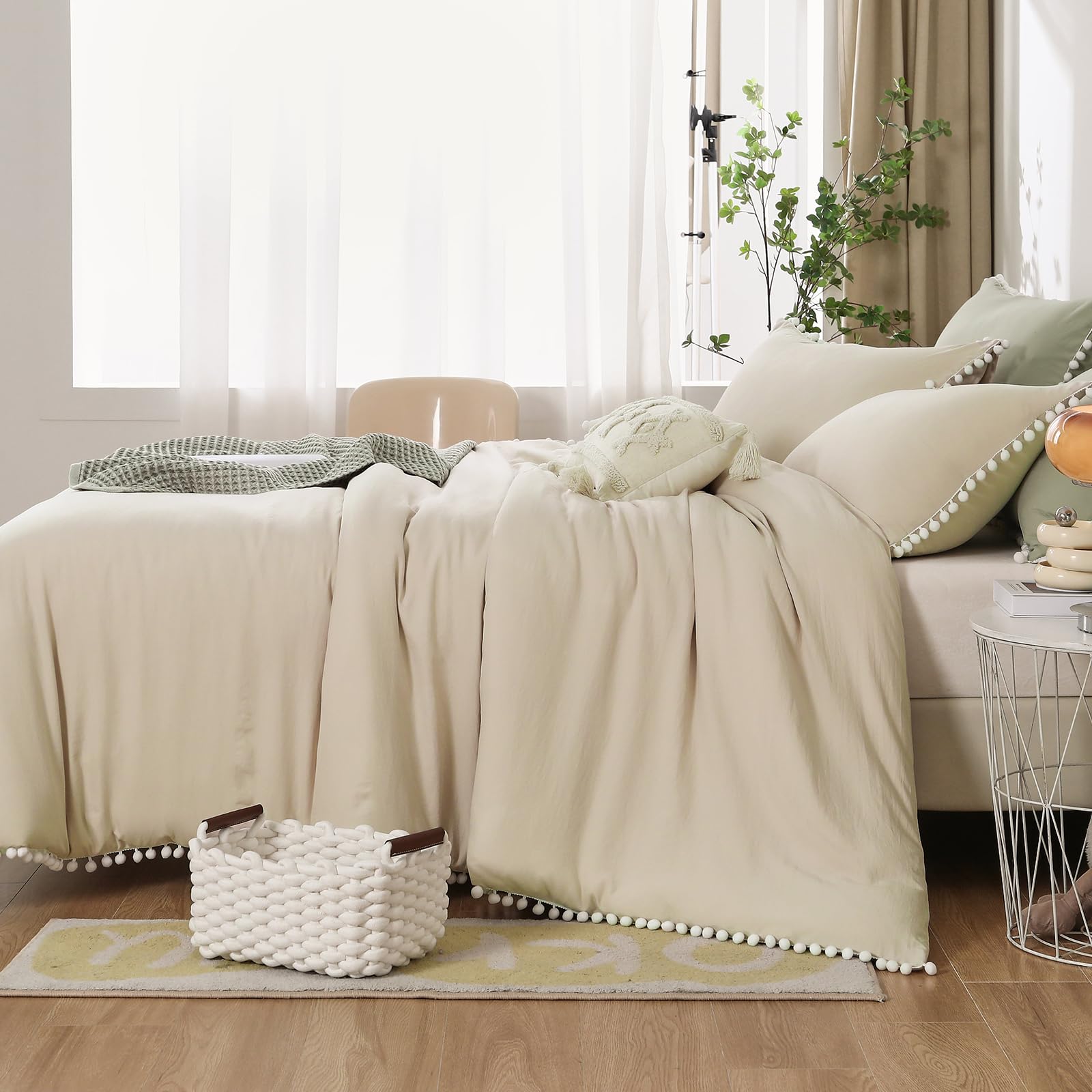 WONGS BEDDING King Size Duvet Cover Sets Beige and White Tassels Pompom Bedding Set 3PCS with 2 Pillowcases Cozy Soft Microfiber Zipper Closure King Size Bedding Sets for All Season (220x230cm) - Image 4