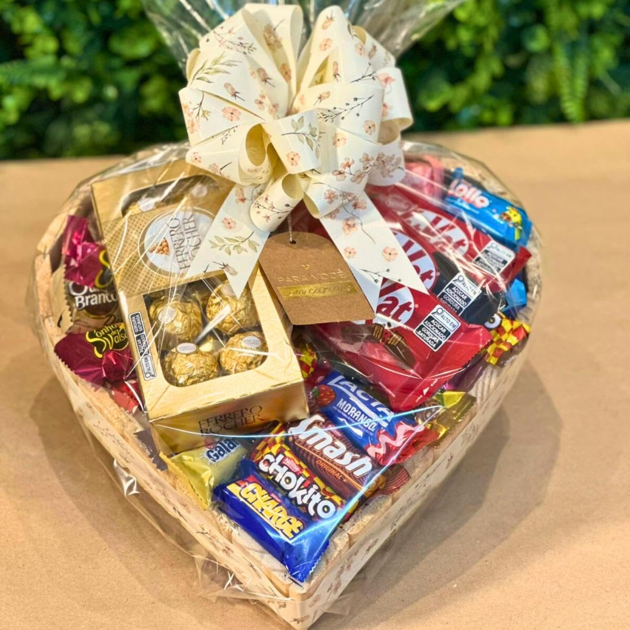 Cesta De Chocolate Em Formato De Coração Com Lindo Laço – Perfeito para Natal, Dia dos Pais, Dia dos Namorados, Presente Corporativo (Tamanho total, Floral)