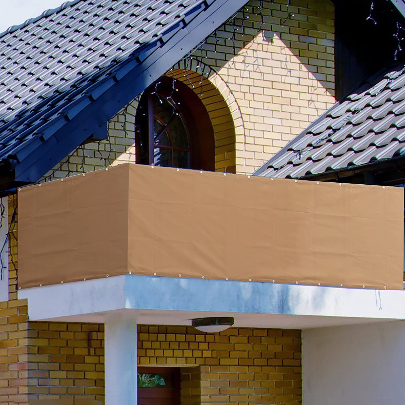 Khakifarbene Balkonabdeckung 110 x 500 cm, blickdicht, mit Kabelbindern und Seil, ideal für Geländer, schützt Garten und Terrasse.