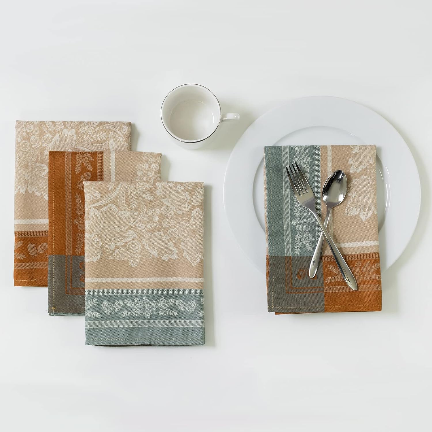 Benson Mills Fall Gathering Set of 4 Napkins (Taupe 18" x 18")