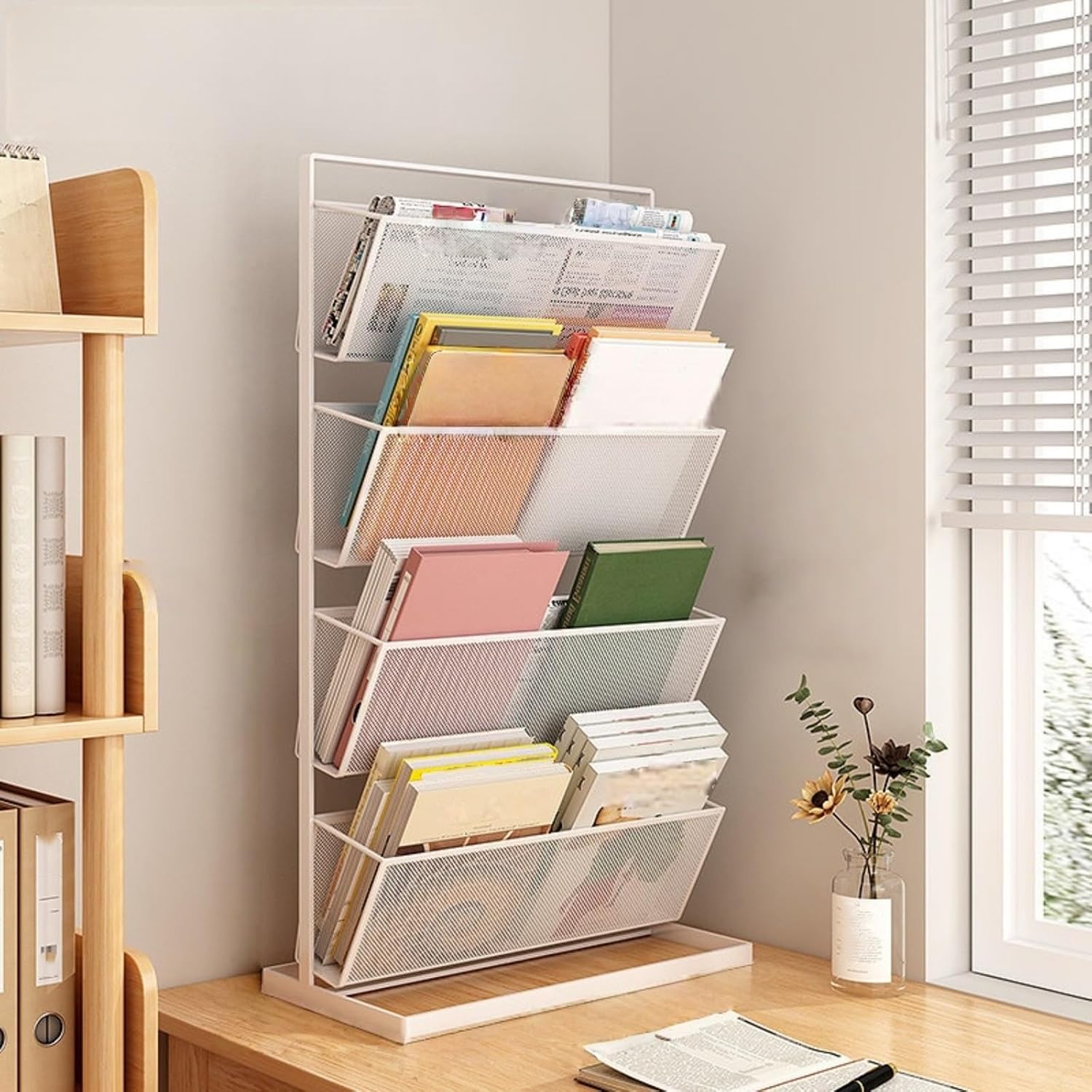 Open-style Desktop Magazine Rack, Metal Mesh Desktop Magazine Rack, Organizes Magazines and Documents, Ideal for Study/office(White,4 Tier)