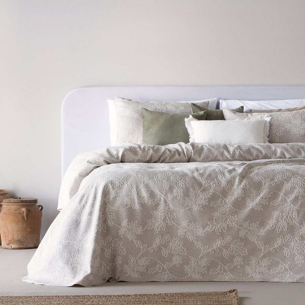 Henko - Colcha Verano Cama 150 - Diseño Bordado - 250x270 cm - Color Beig - Suave y Ligera - Fabricada en España (Ilda Beig)
