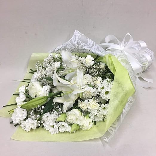 Amazon 供花 ユリとカーネーションの花束w 長さ 約70cm 幅 約50cm 花束 オンライン通販
