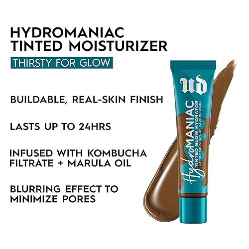Vista 35 de Urban Decay Hydromaniac Dewy Foundation, hidratante tintado hidratante para piel seca, cobertura media construible, con filtrado de kombucha y 81
