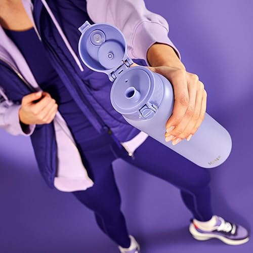 Miniatura 9 de Ion8 Botella de agua de acero inoxidable con aislamiento al vacío de 1 litro, 31.1 fl oz31 oz, a prueba de fugas, fácil de abrir, bloqueo seguro,