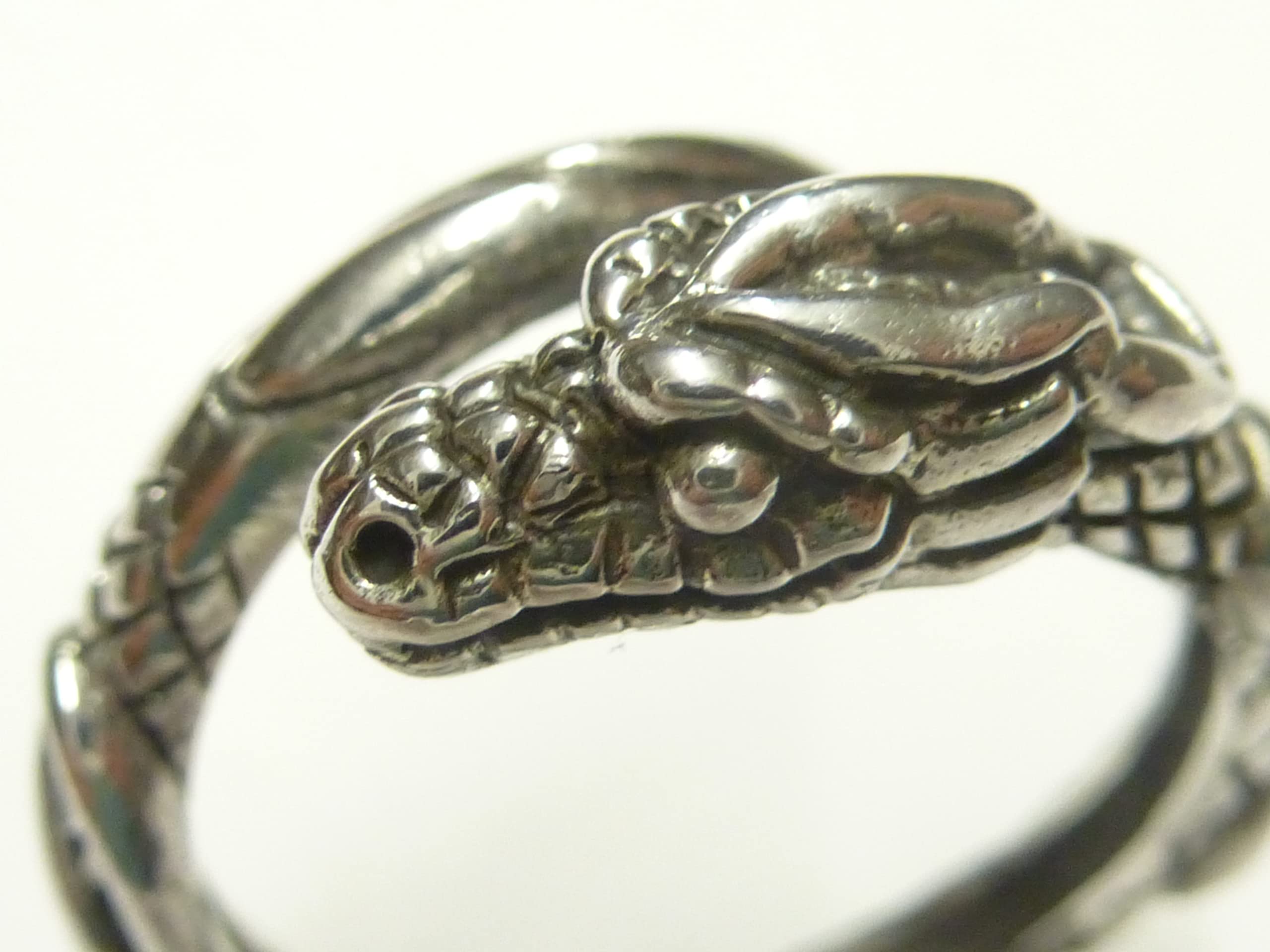 Herrenring Drache Naga aus 925 Sterlingsilber Gr. 62 (Ø 19,7 mm) – Offener Drachenring, massiv gearbeitet, Unisex Schmuck
