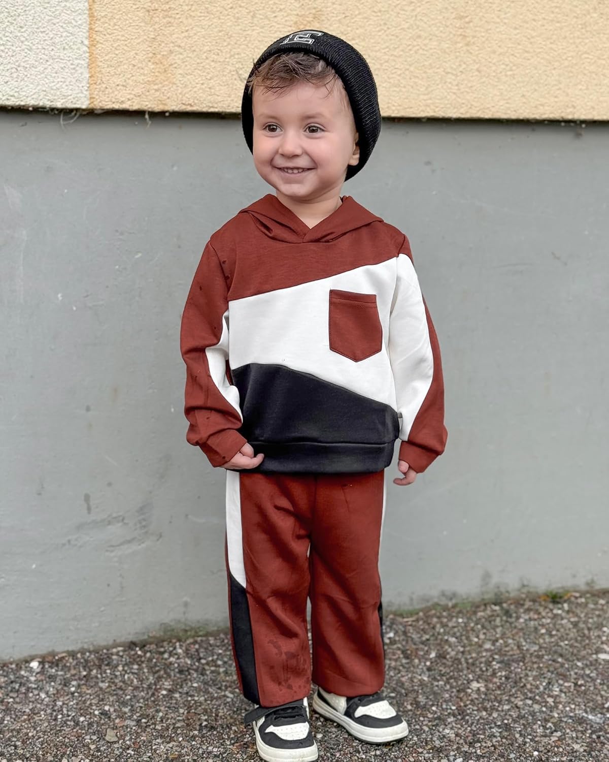 HINTINA Toddler Boy Color-blocked Hoodie Sweatsuit And Pant 2 Pieces Outfits - Image 3