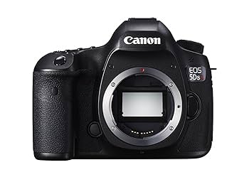 Canon EOS 6D デジタル一眼カメラ　ストロボ+純正レンズ50mm付き Canon EOS 6D デジタル一眼カメラ ストロボ+純正レンズ50mm付き