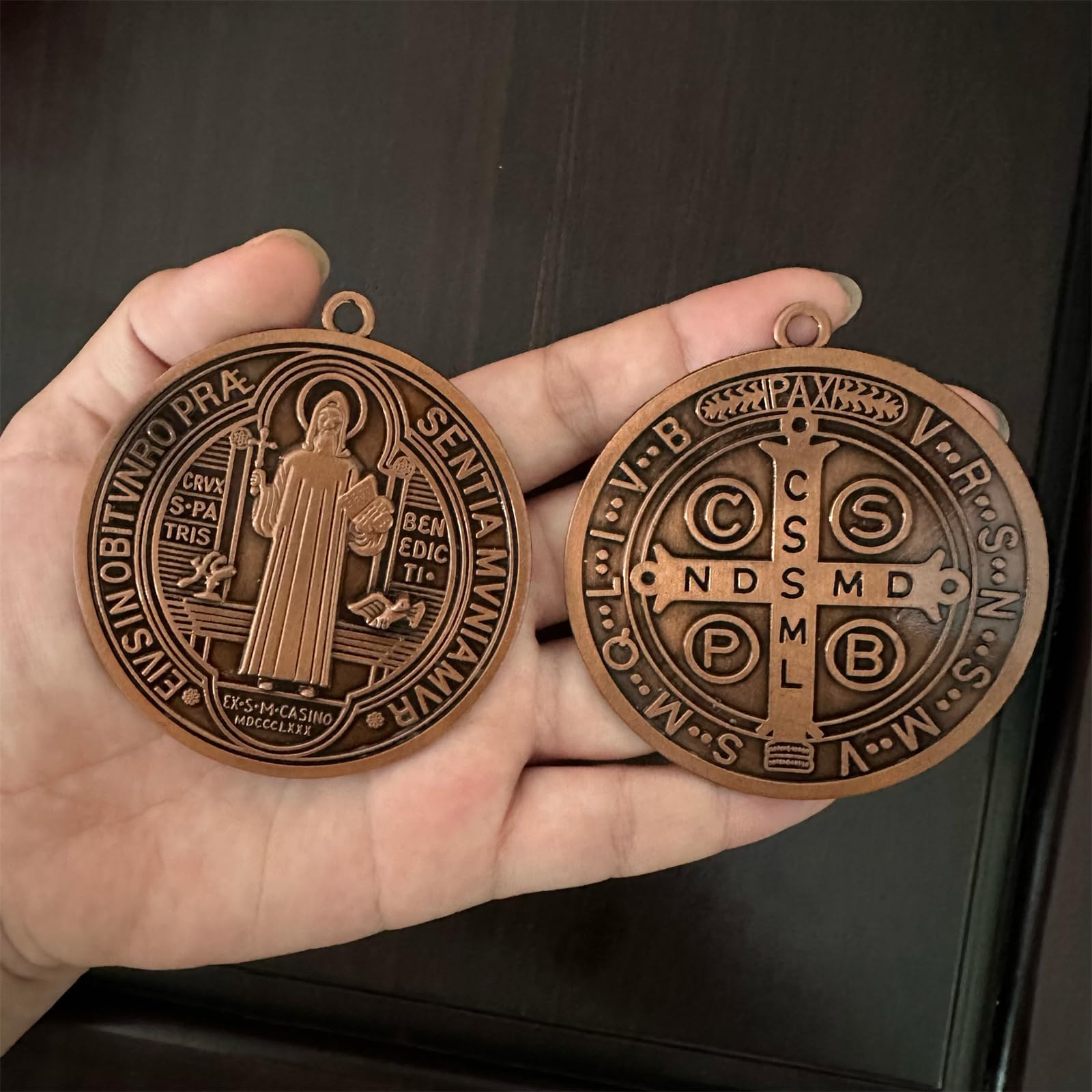 Bovemee 2PCS ST BENEDICT CROSS MEDAL 3 INCH VINTAGE BRASS TONE FINISH FOR WALL OR DESK DISPLAY/MEDALLA DE SAN BENITO (Bronze)