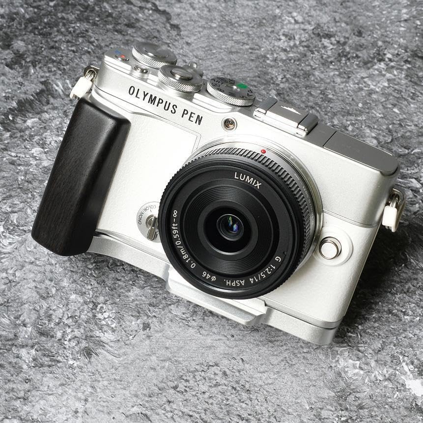 新品 OLYMPUS EP7用ハンドグリップ （黒檀/アルミニウム) OLYMPUS EP7用ハンドグリップ （黒檀/アルミニウム)