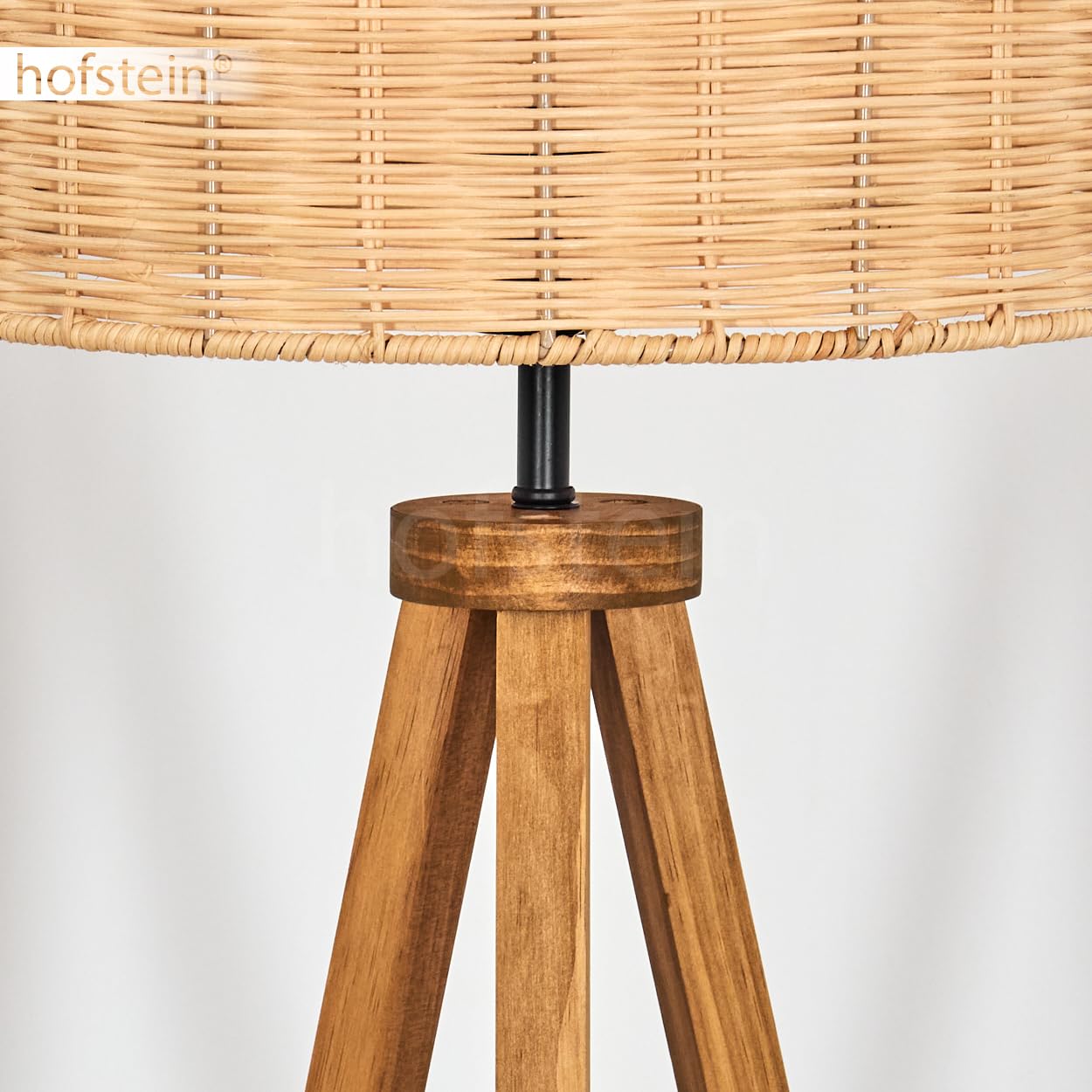 Stehleuchte Cavaca, Stehlampe aus Holz/Korbgeflecht/Rattan in Naturfarben, Leuchte im skandinavischen Design mit rundem Schirm (Ø 40 cm) u. Fußschalter, Höhe 154 cm, 1 x E27, ohne Leuchtmittel