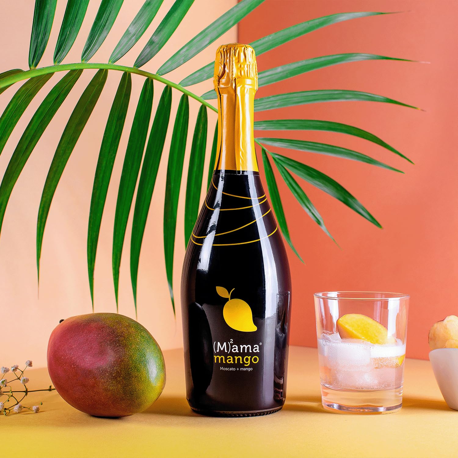 MAMA | Cocktail Fruttato a Base di Spumante Moscato e Polpa di Mango, Confezione da 6 Bottiglie da 0,75 l