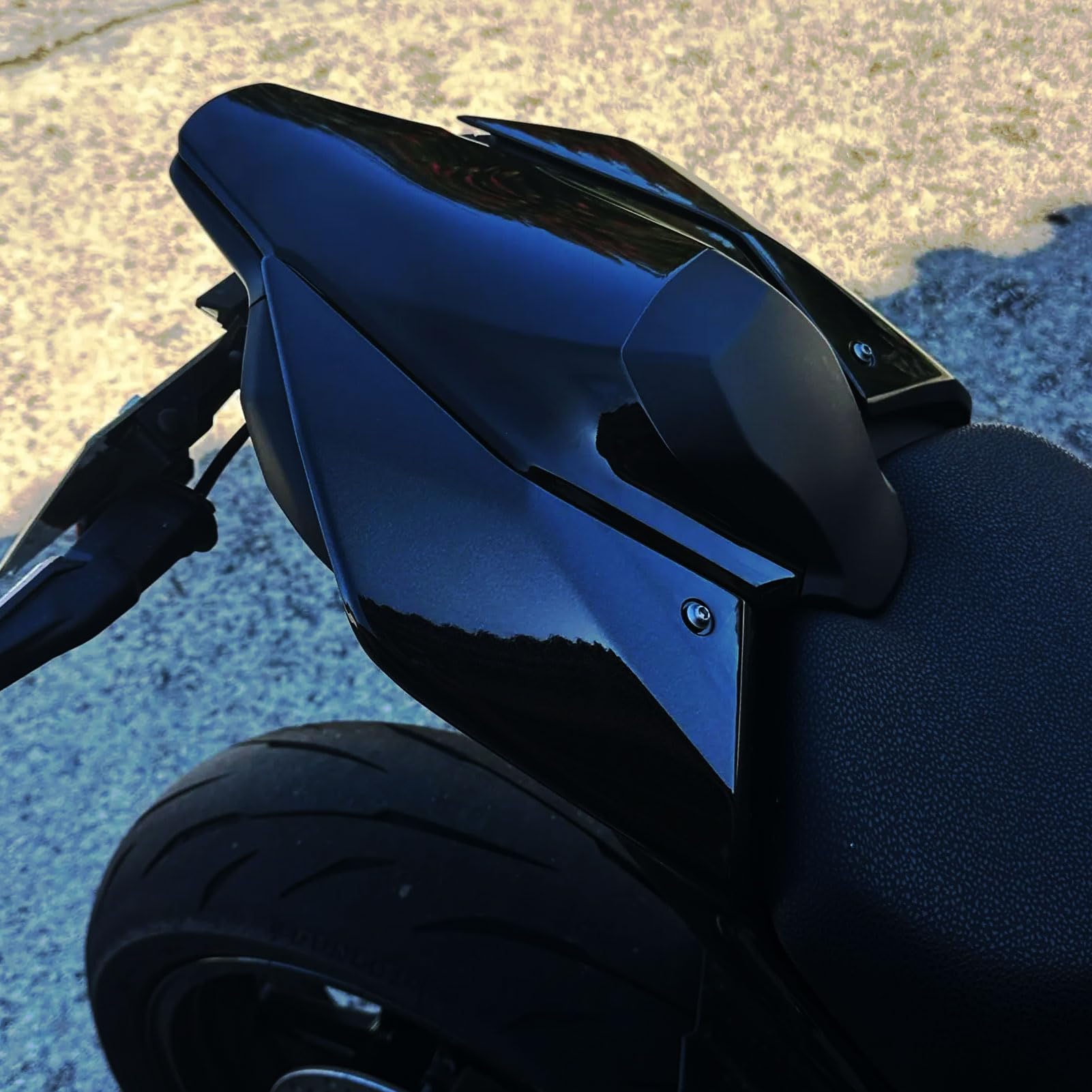 Capot de Selle Passager arrière Neuf pour Moto Z900/SE Z 900 SE Z-900 Accessoires 2025 2026, Capot de Dossier de Selle Solo Passager (Noir Brillant)