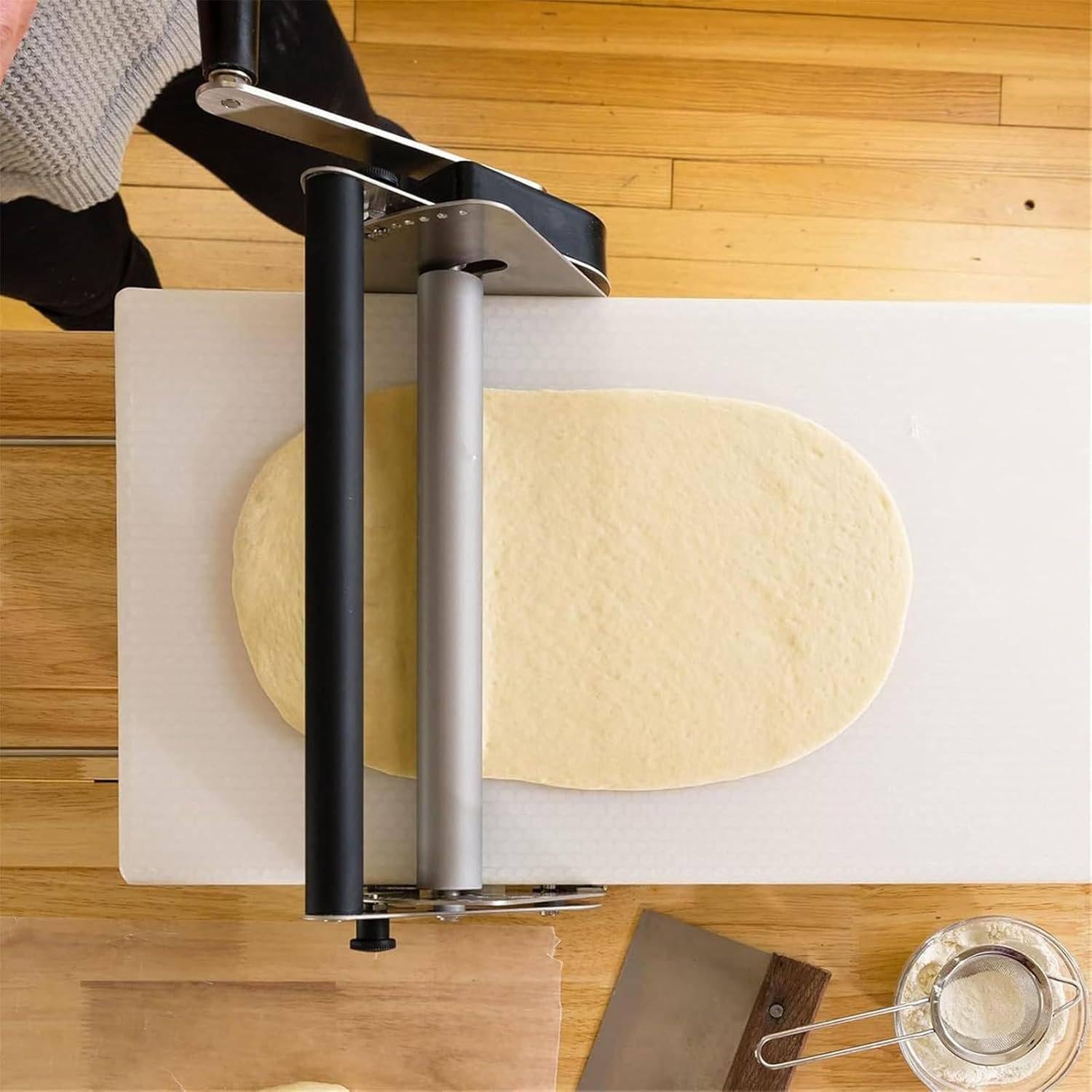 Faltbare Teigausrollmaschine – Manuelle Teigausrollmaschine mit einstellbarer Teigstärke, Ausrollbrett für Pizza, Croissants, Gebäck und Fondant, Tischgerät,Rs101