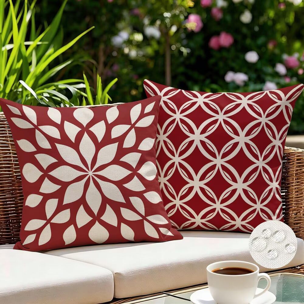 Taie d'oreiller geometrique rouge foncé 55x55 au design moderne exclusif