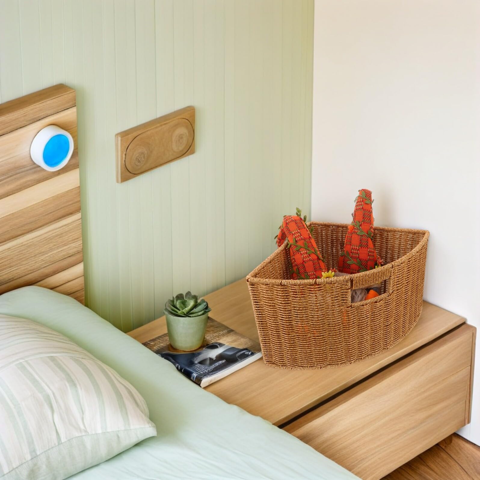 Toyvian Cesto portaoggetti triangolare in finto rattan, cesto portaoggetti angolare per armadio, per armadi, bagno, camera da letto e armadio, organizer leggero per la casa