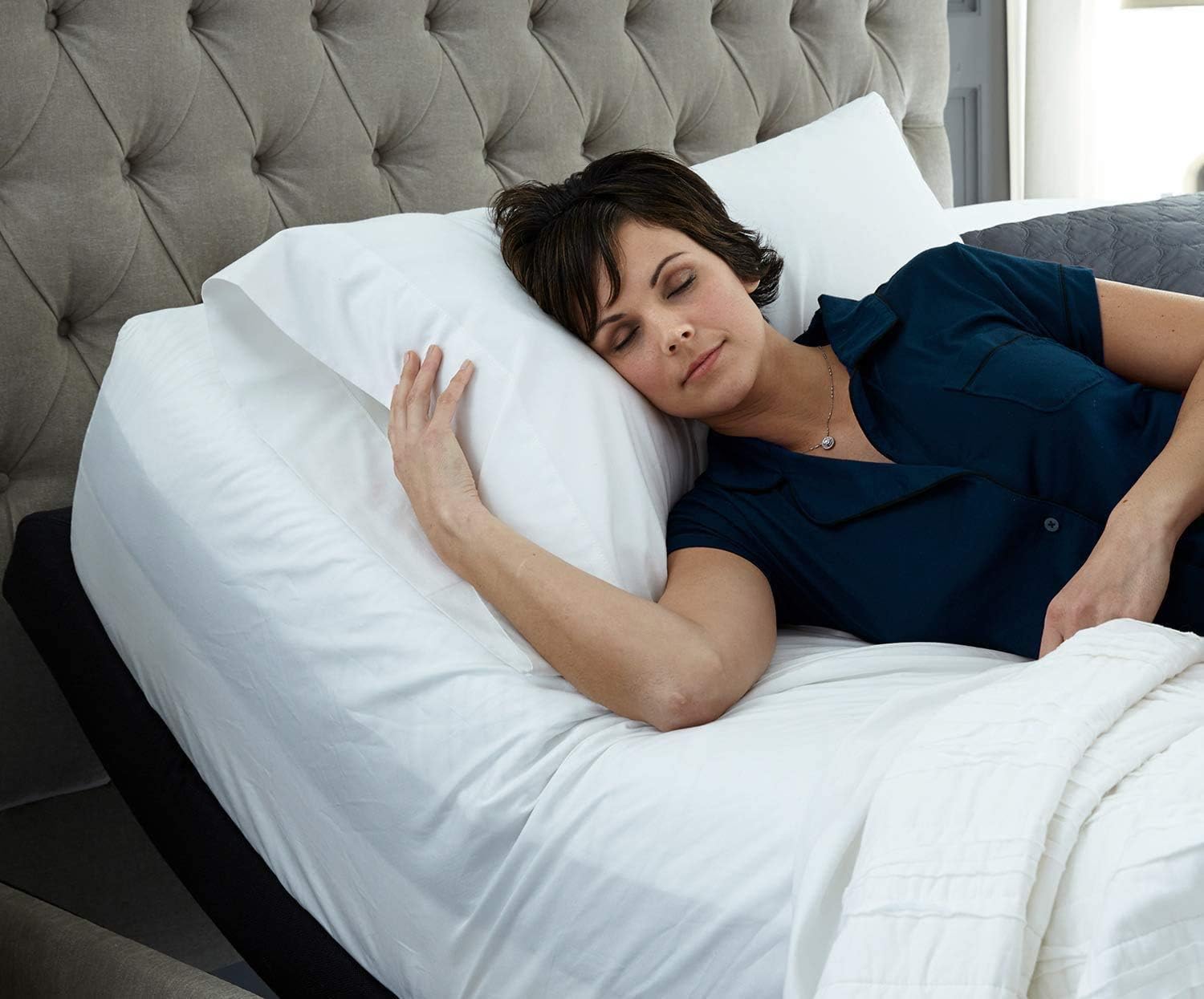 Top Split Queen Fitted Sheet for Adjustable Bed - 600 Thread Count 100% Cotton Half Split Fitted Sheet Only - 1 PC Half Split Leopard Print Queen Fitted Sheet Only Split Down 32 inches from The Top