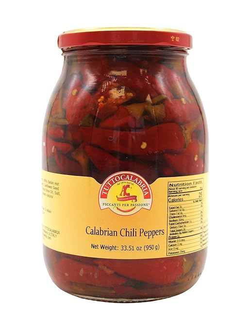 Amazon Com Whole Calabrian Chili Peppers 33 5 Oz Glass Jar Aka Long Hot Calabrian Peppers By Tuttocalabria Grocery Gourmet Food