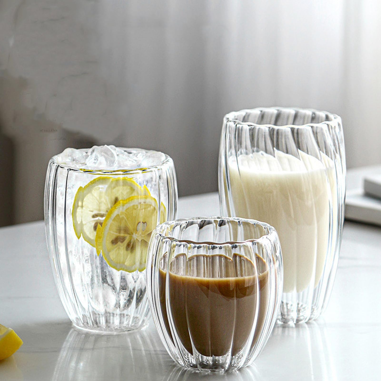 Latte Macchiato Gläser Klare Eiskaffee Gläser Doppelwandige Kaffeegläser Welligkeit Iced Coffee Glas Gerippte Cappuccino Gläser Doppelwandige Gläser für Kaffee Saft Milch und Bubble Tee (3 Stück) Küche, Haushalt & Wohnen