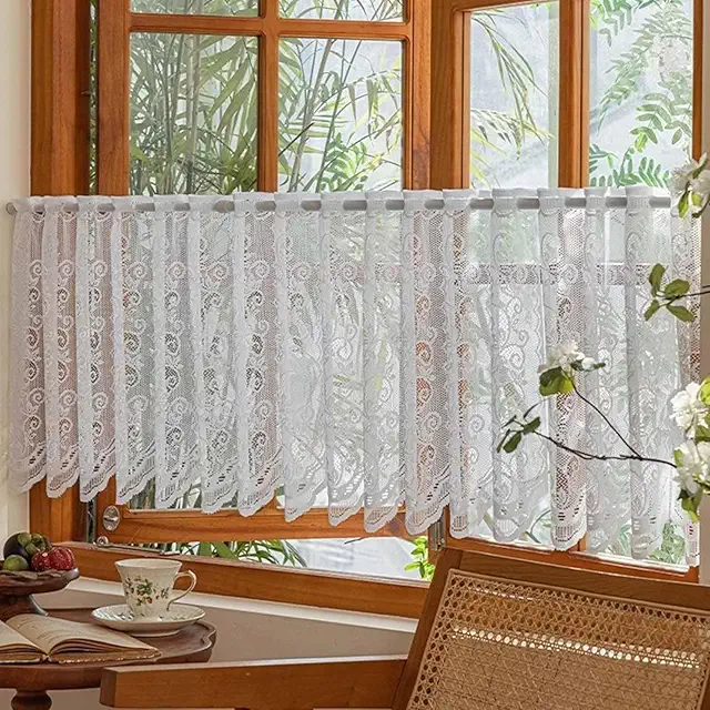 Weiße Jacquard-Gardine mit Blumenmuster - Amerikanischer Café-Stil, 60x200cm