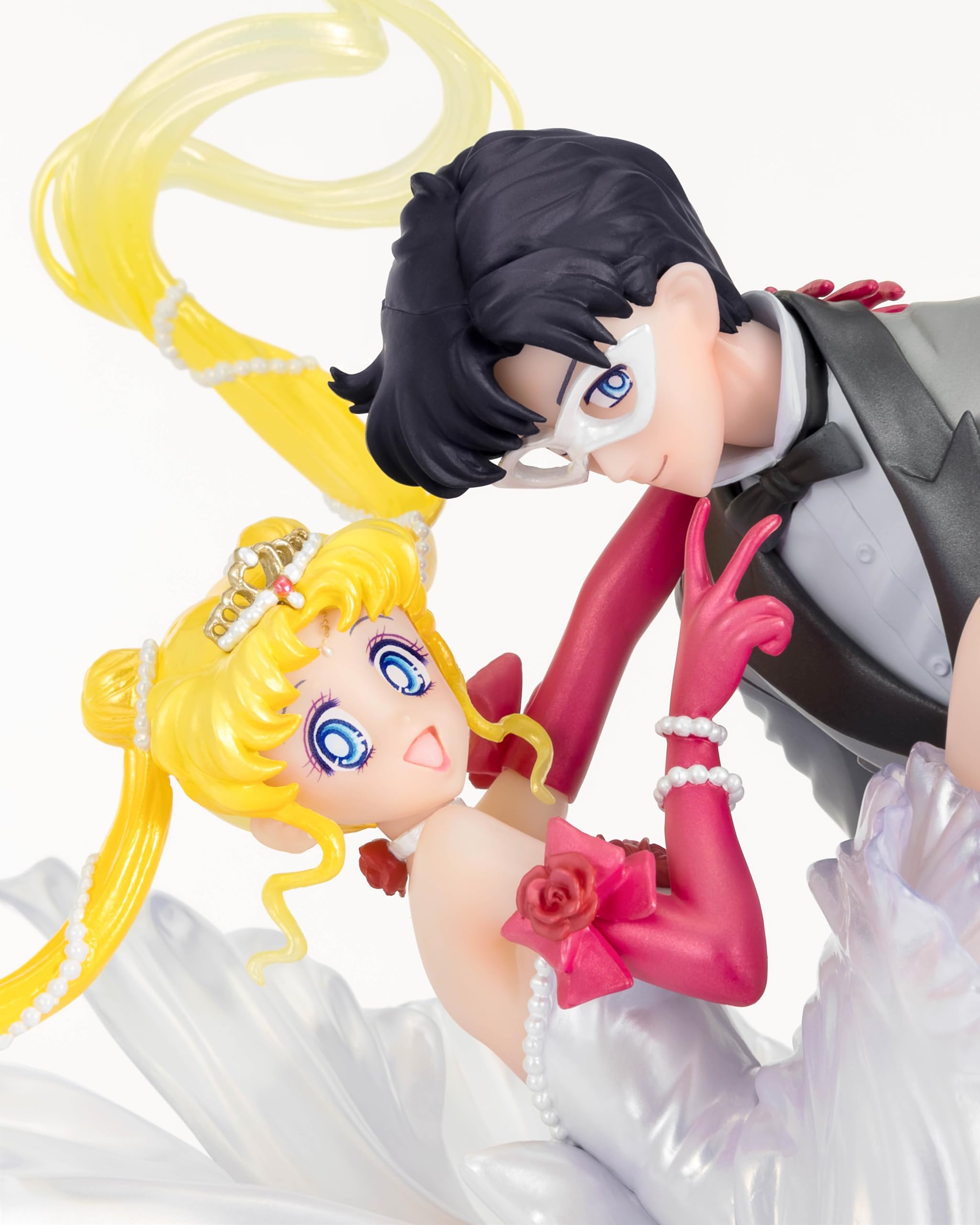 TAMASHII NATIONS Sailor Moon - Maska Usagi & Smoking [Moonlight Glow Edition] FiguartsZERO chouette Figurka kolekcjonerska