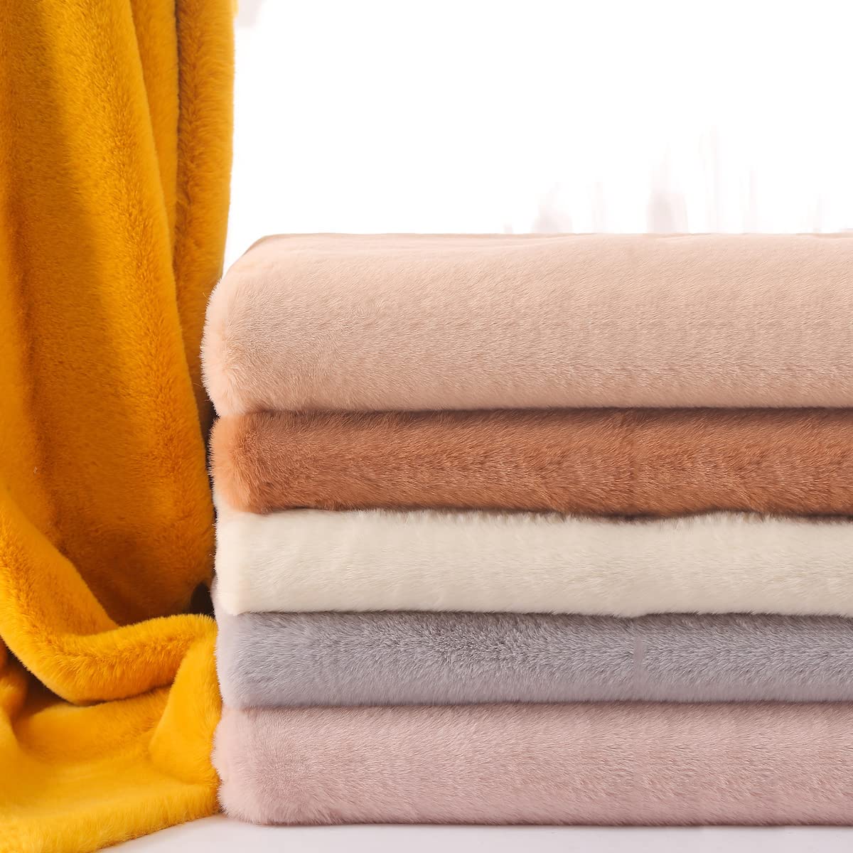 Soft Thick Faux Fur Fabric Plush Flannel Fabric 170x50cm for DIY Crafts Materials Scarf DIY Sewing Dolls Pillow Seat Pads Photo Prop Backdrop(Color:6 Gray)