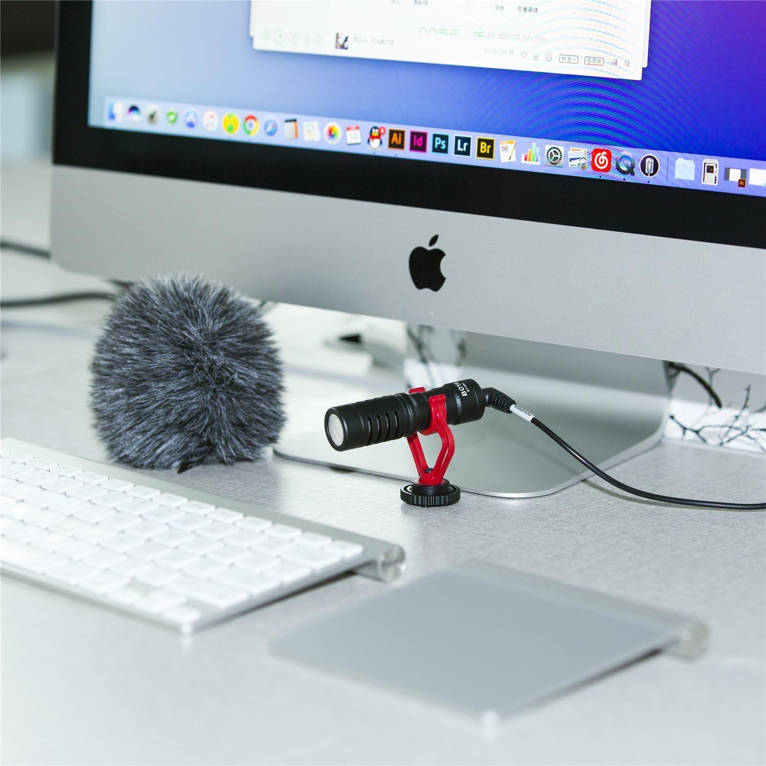 BOYA On Camera Shotgun Video Microphone by-MM1 YouTube Vlogging Facebook Livestream Recording Mic for iPhone Huawei Android Smartphone Canon Nikon Sony DSLR Cameras