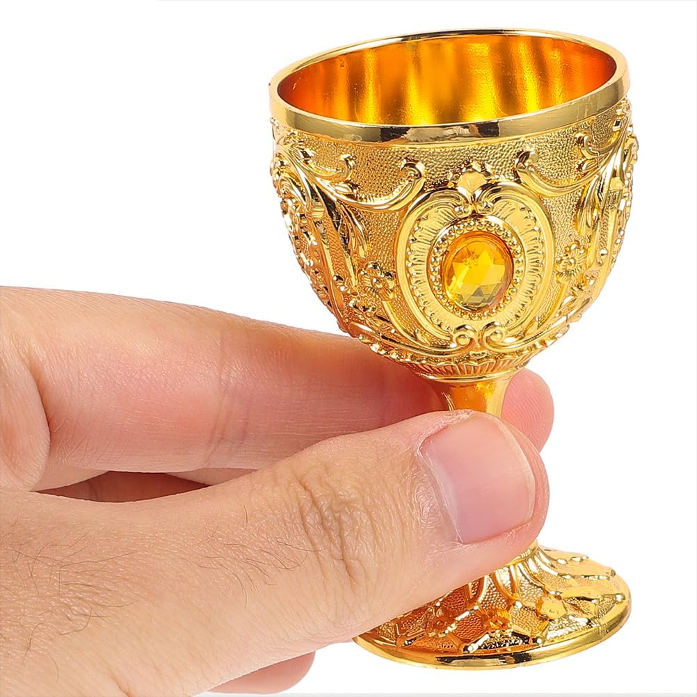 Amosfun Retro Liquor Cup Set of 2 Embossed Goblet Drinking Glasses European Style Small Cup for Wine Whiskey and Party Decor Reusable Drinkware for Home Office and Table Display