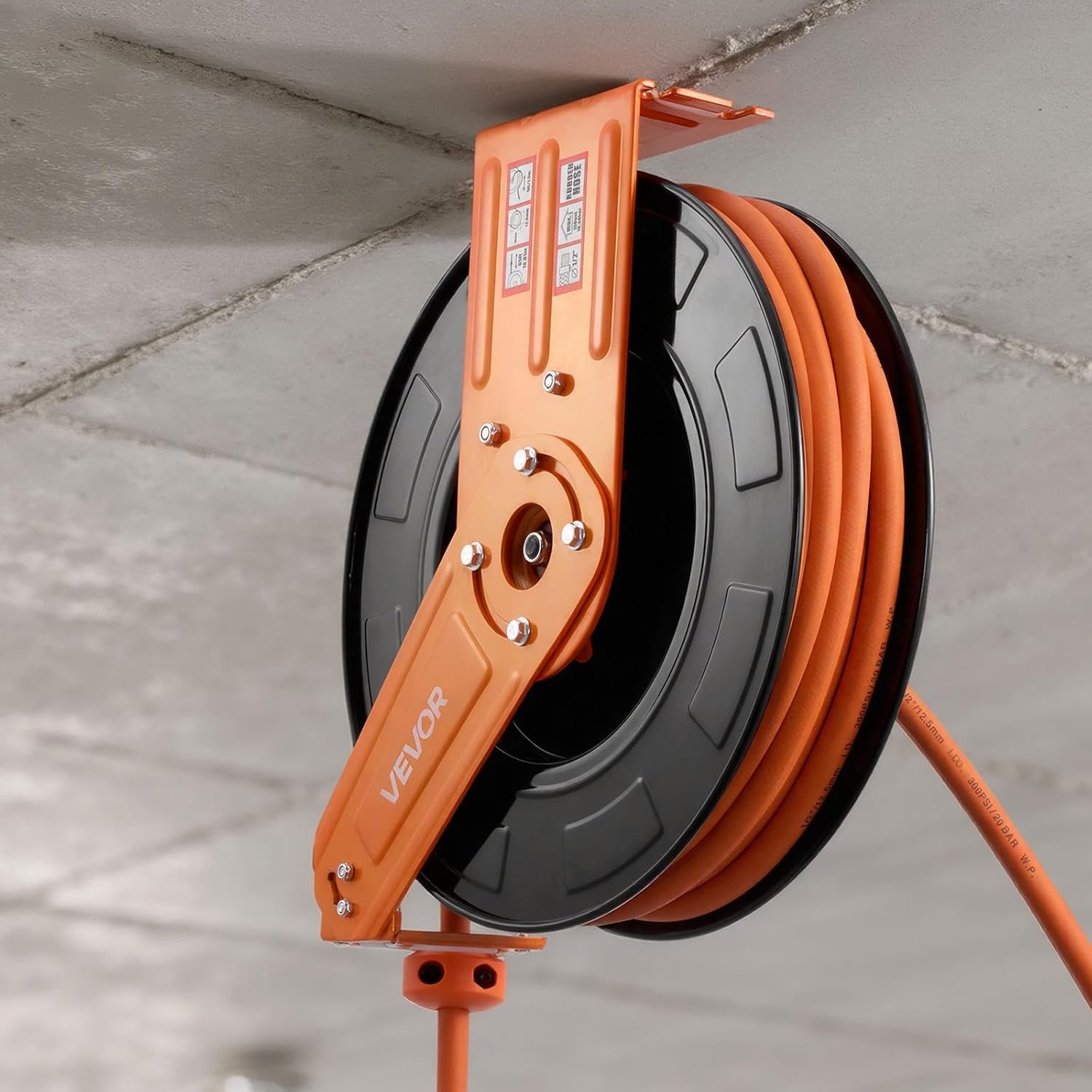 VEVOR Retractable Air Hose Reel, 1/2 Inch x 65 FT Rubber Air Hose Max 300PSI, Auto Rewind Air-Compressor Hoses Reel with 5 ft Lead in, Ceiling/Wall Mount for Garage Workshops