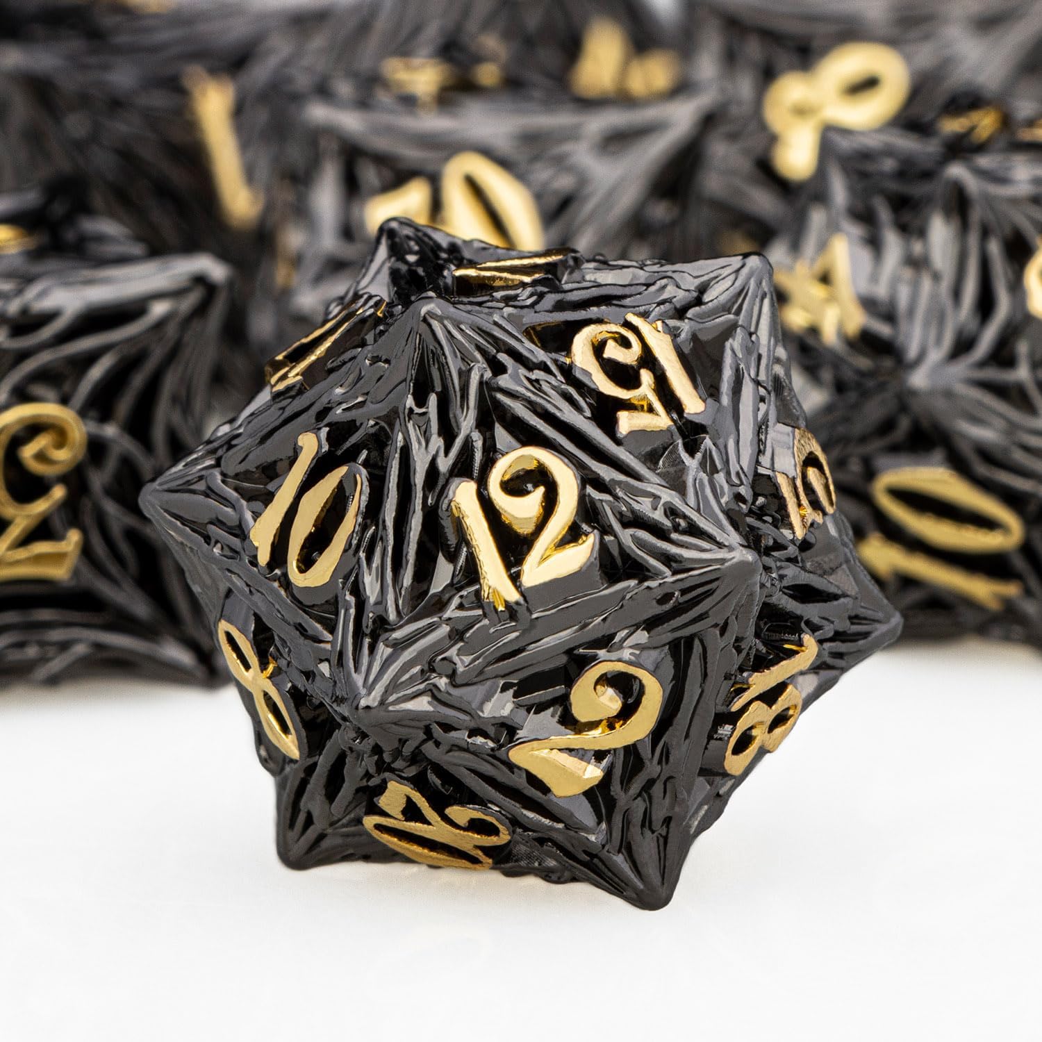 Metal DND Dice Set with Box, Gold Black Tree Root D and D Dice for use with D&D RPG Tabletop Games, Polyhedral Role Playing Dice Set D20 D12 D10 D8 D6 D4