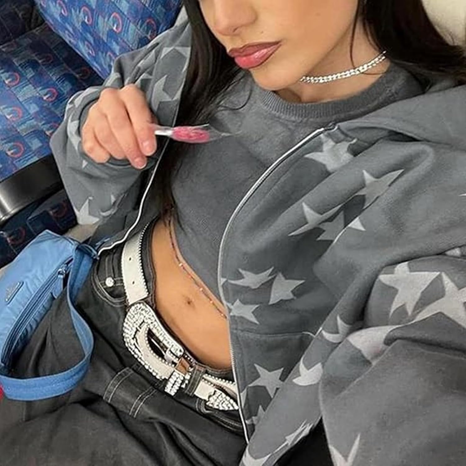 Karwuiio Women Y2k Zip Up Hoodies Star Graphic Long Sleeve Jackets Hip Hop Harajuku Oversized Hooded Sweatshirt - Image 3