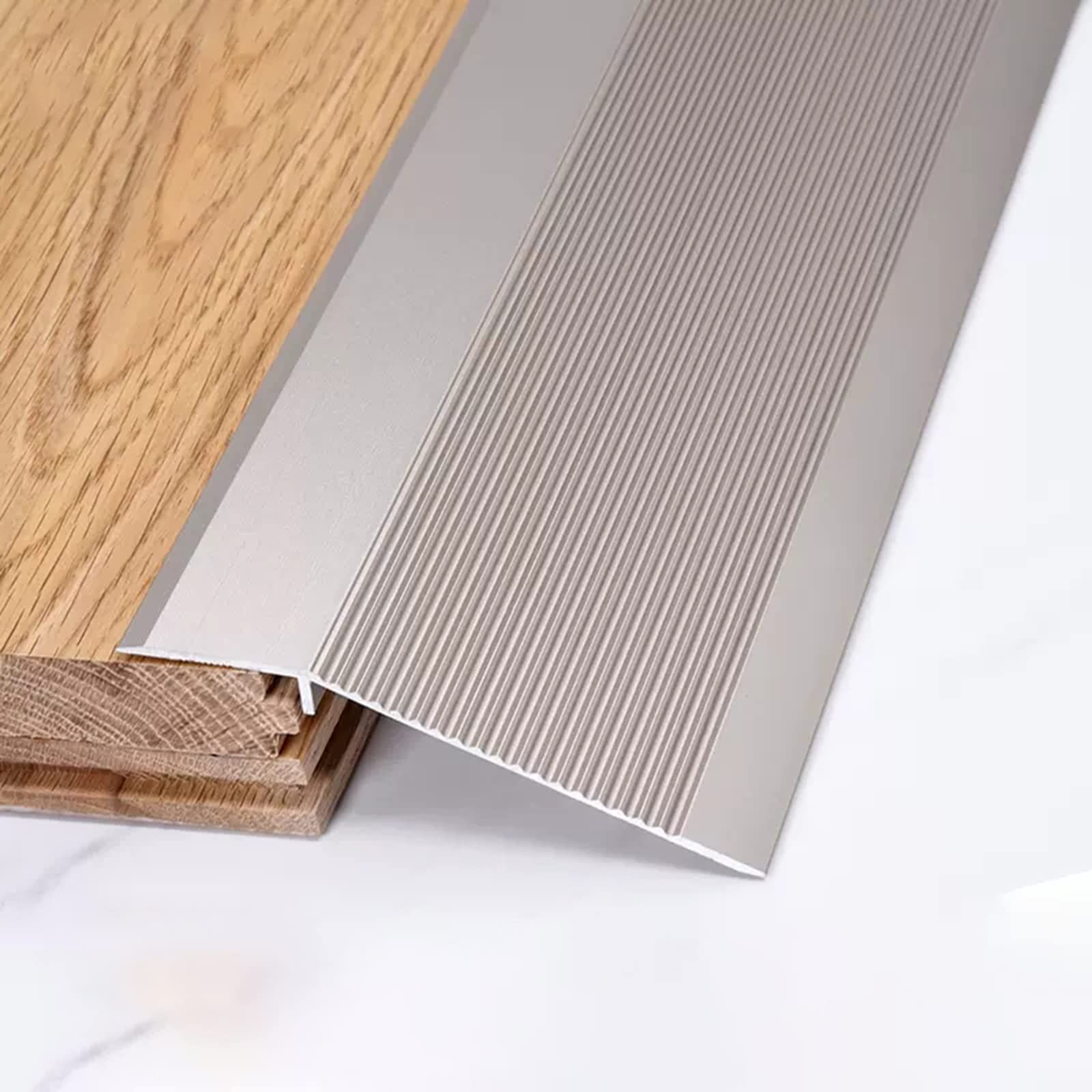 Tira de transición de aluminio de 10 cm, 1 pieza reductora de alfombras para puertas y azulejos para una diferencia de altura de 1 a 4in (morado 125 cm), solución para suelos